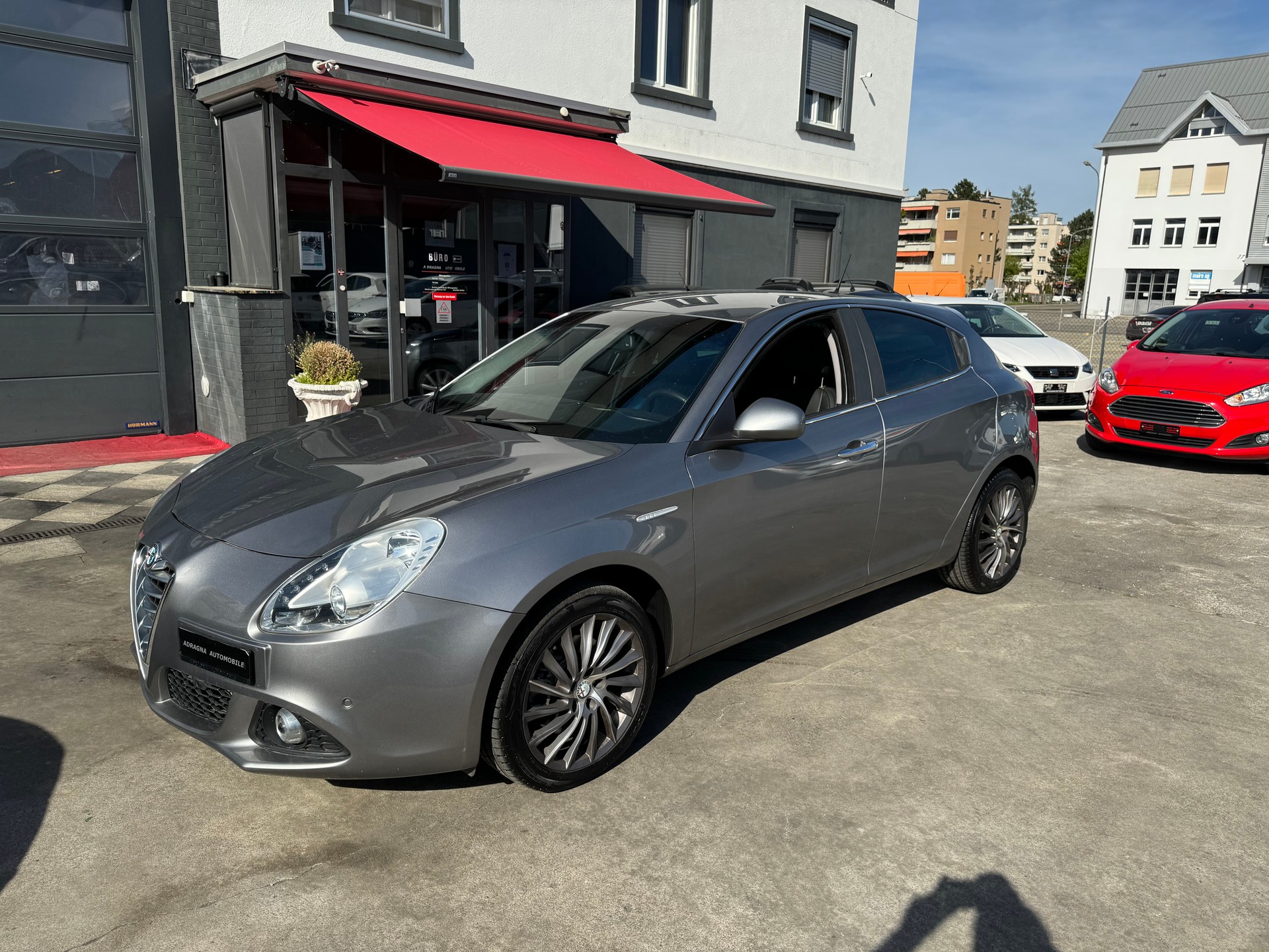 ALFA ROMEO Giulietta 2.0 JTDM Exclusive TCT-image-4