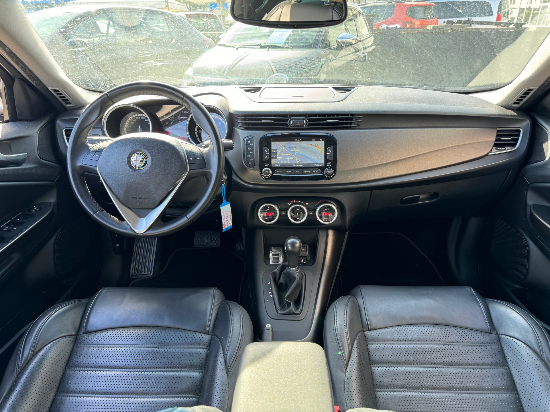 ALFA ROMEO Giulietta 2.0 JTDM Exclusive TCT-image-10