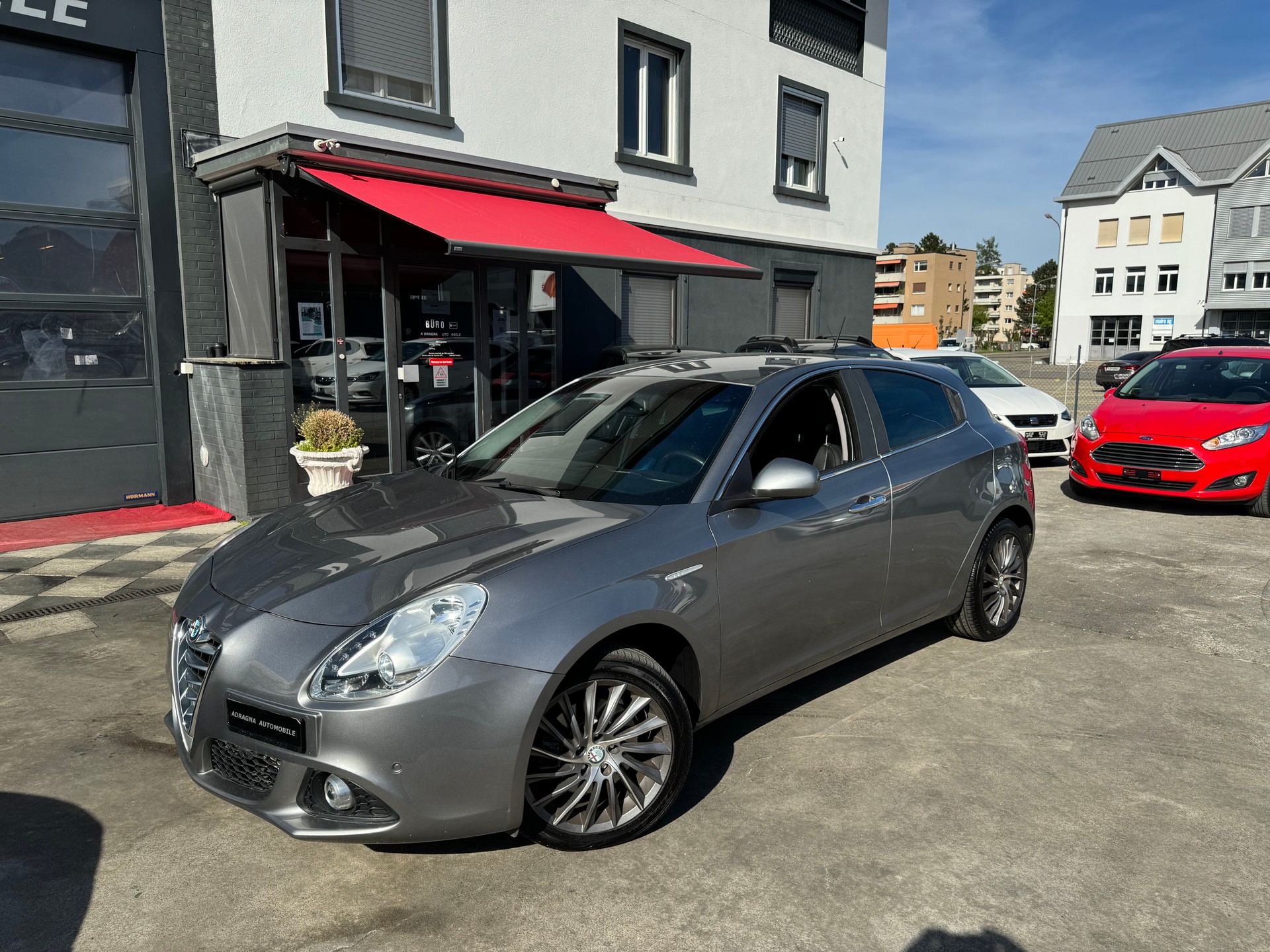 ALFA ROMEO Giulietta 2.0 JTDM Exclusive TCT-image-3