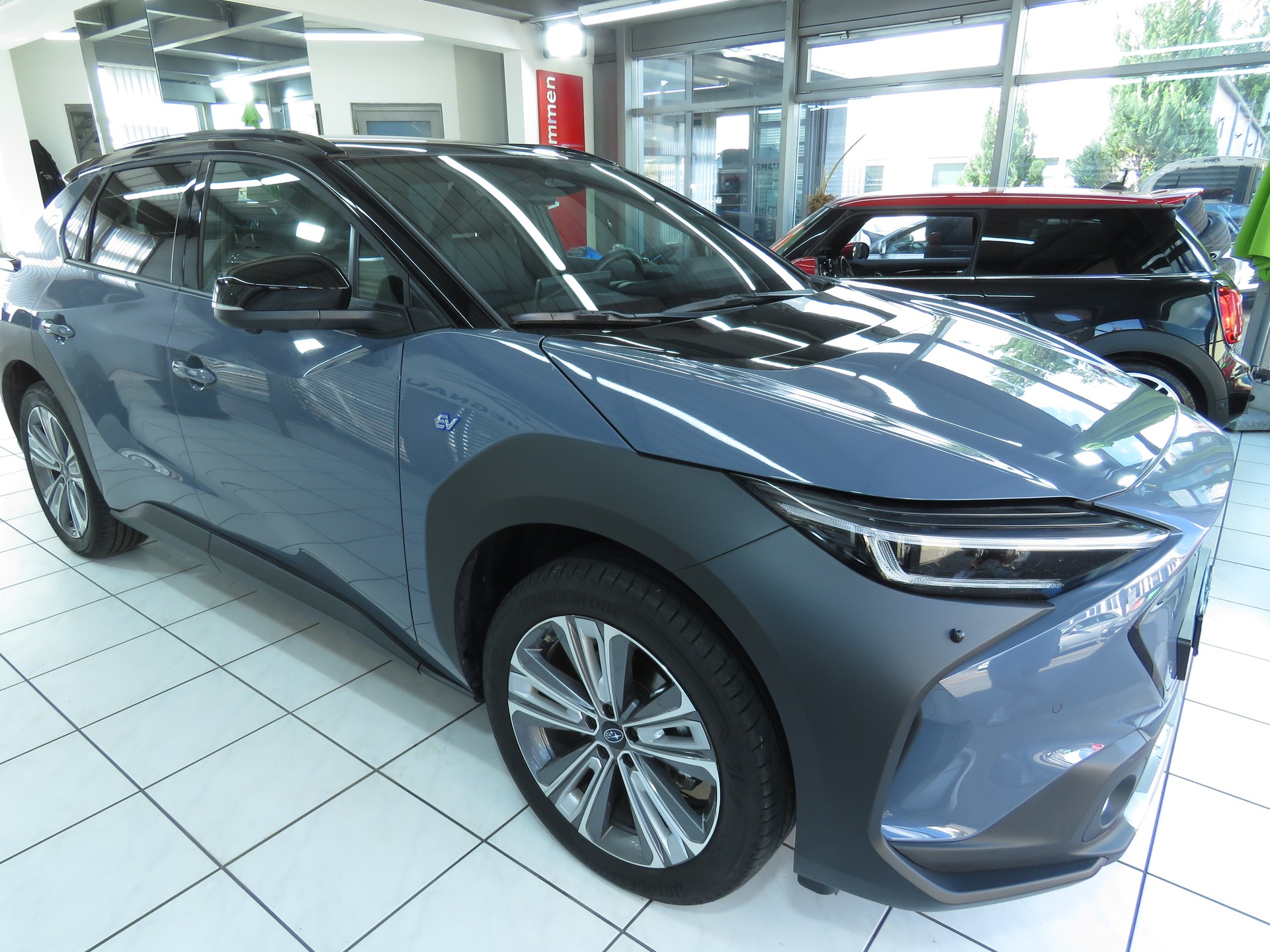 SUBARU Solterra eV Luxury 71,4 kWh AWD (Automat)-showroom-element-2