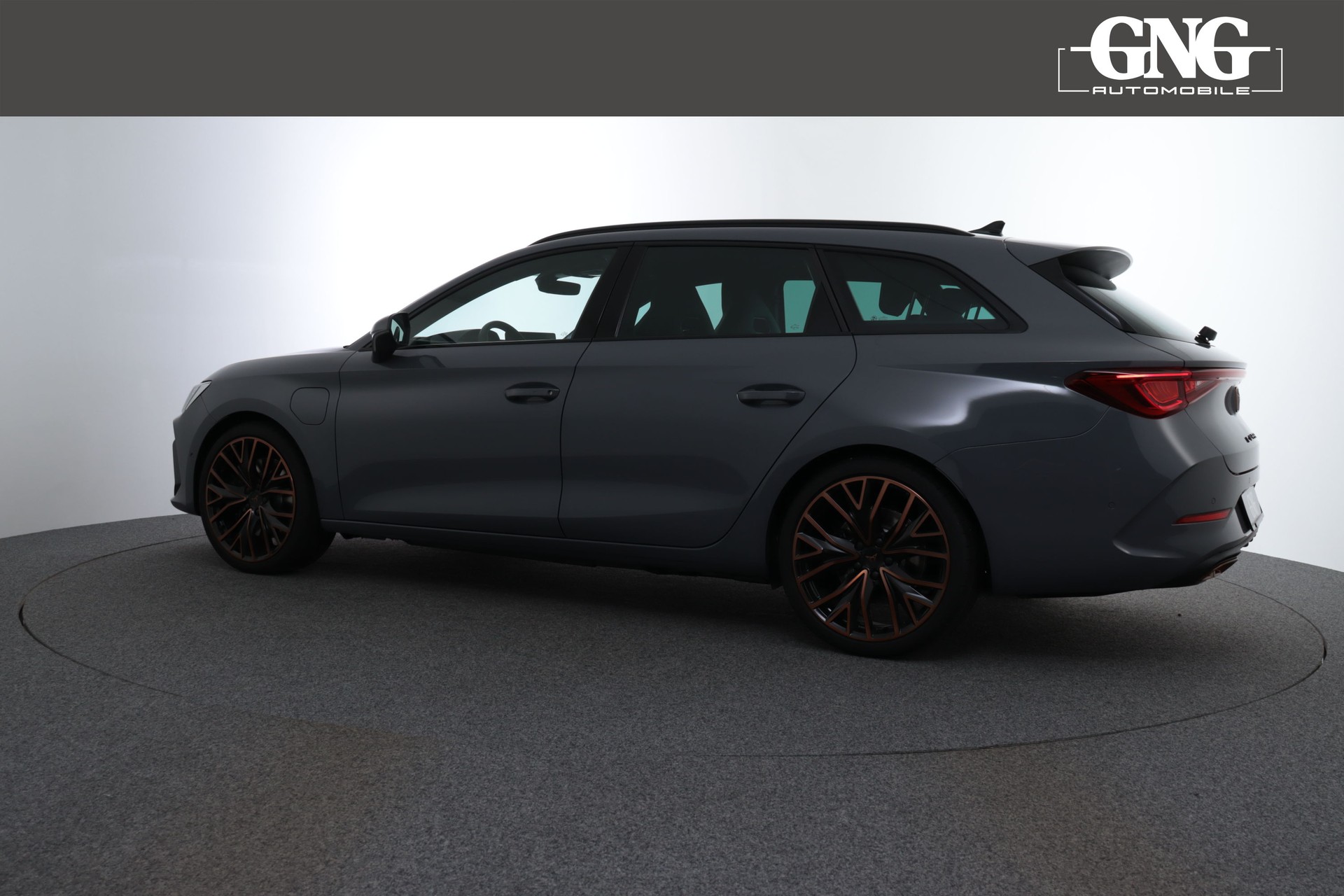 CUPRA LEON ST 1.4 e-HYBRID pHEV VZ DSG-image-3