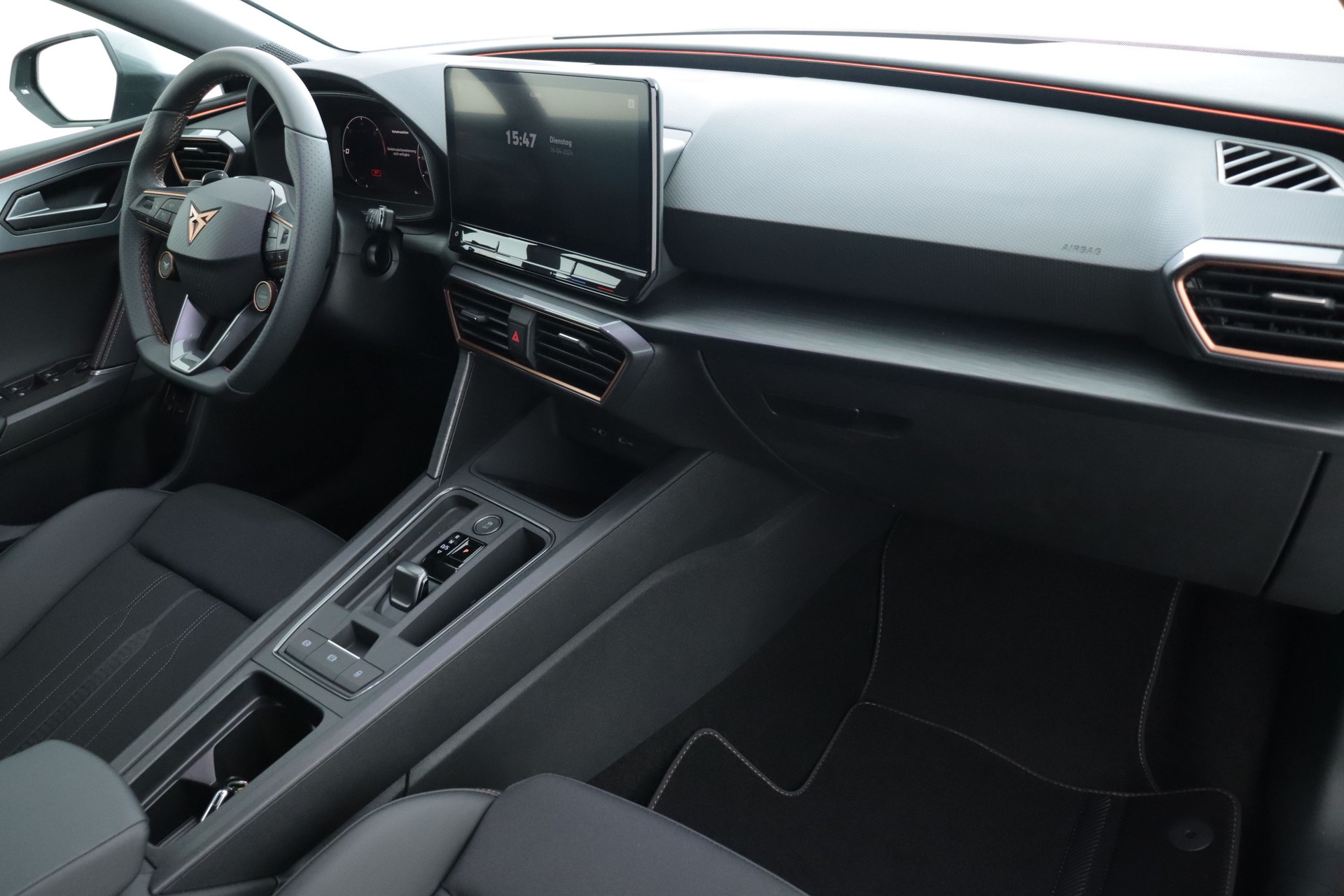 CUPRA LEON ST 1.4 e-HYBRID pHEV VZ DSG-image-14