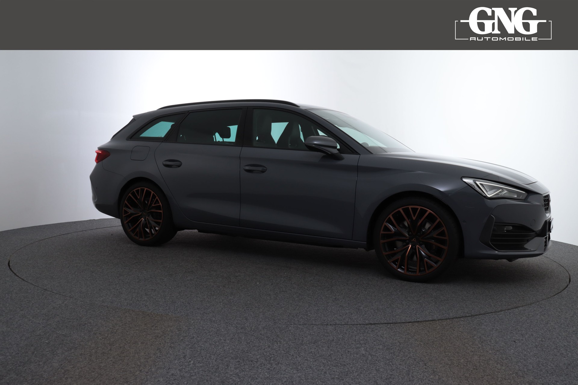 CUPRA LEON ST 1.4 e-HYBRID pHEV VZ DSG-image-8