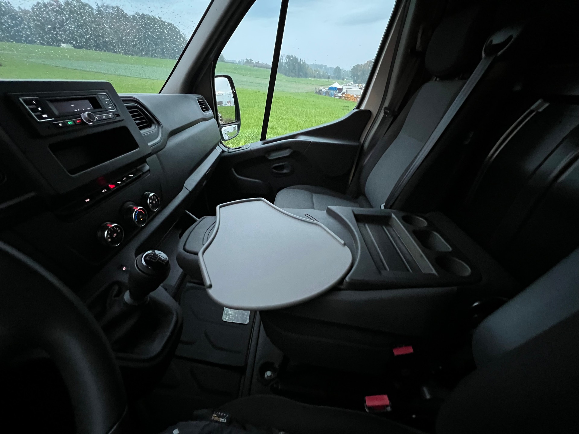 RENAULT Master T35 2.3dCi 135 L3H3-image-10