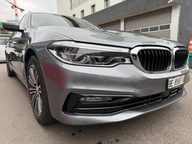 BMW 530d xDrive Touring Sport Line Steptronic