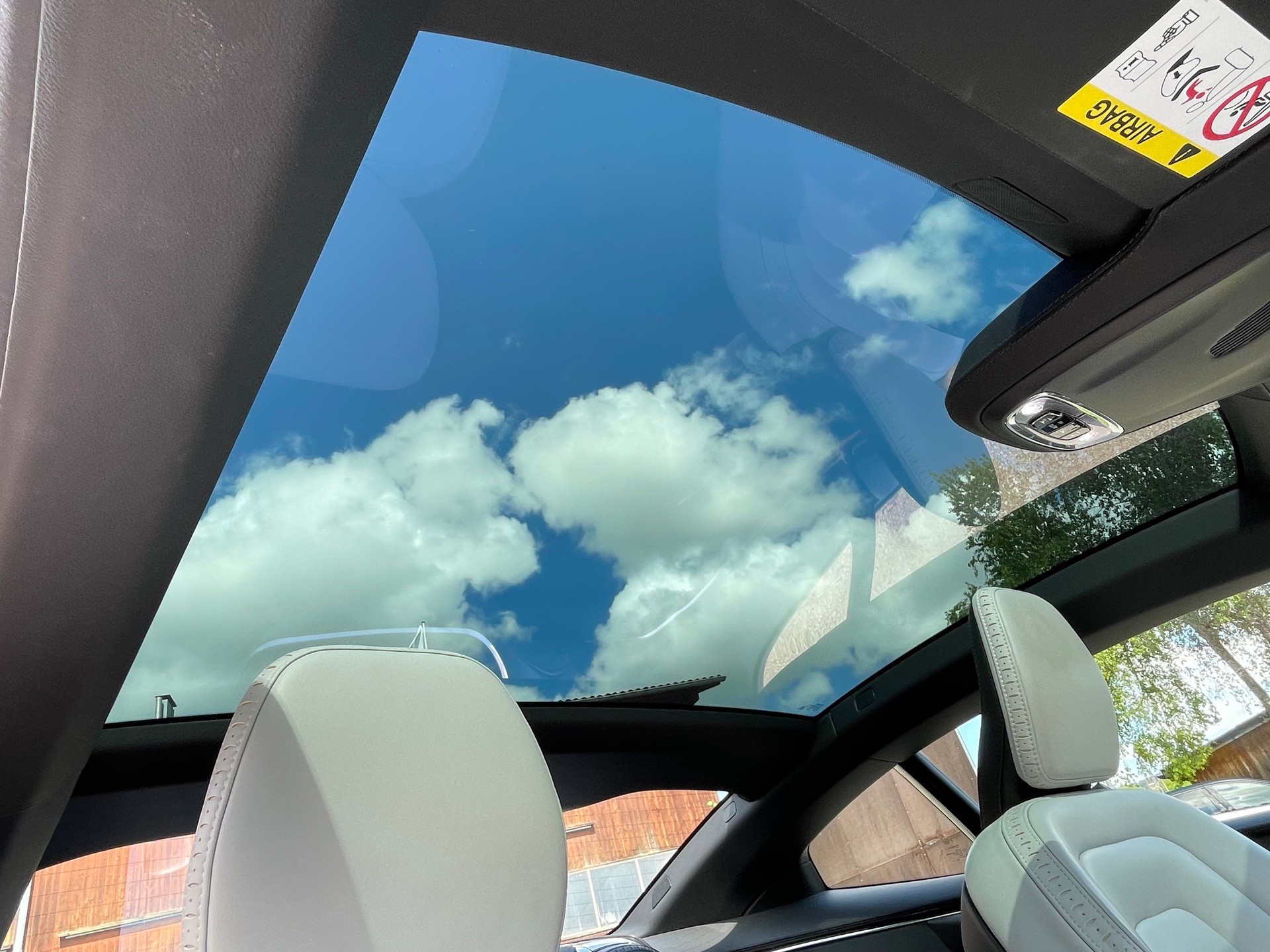 POLESTAR Polestar 1-image-17