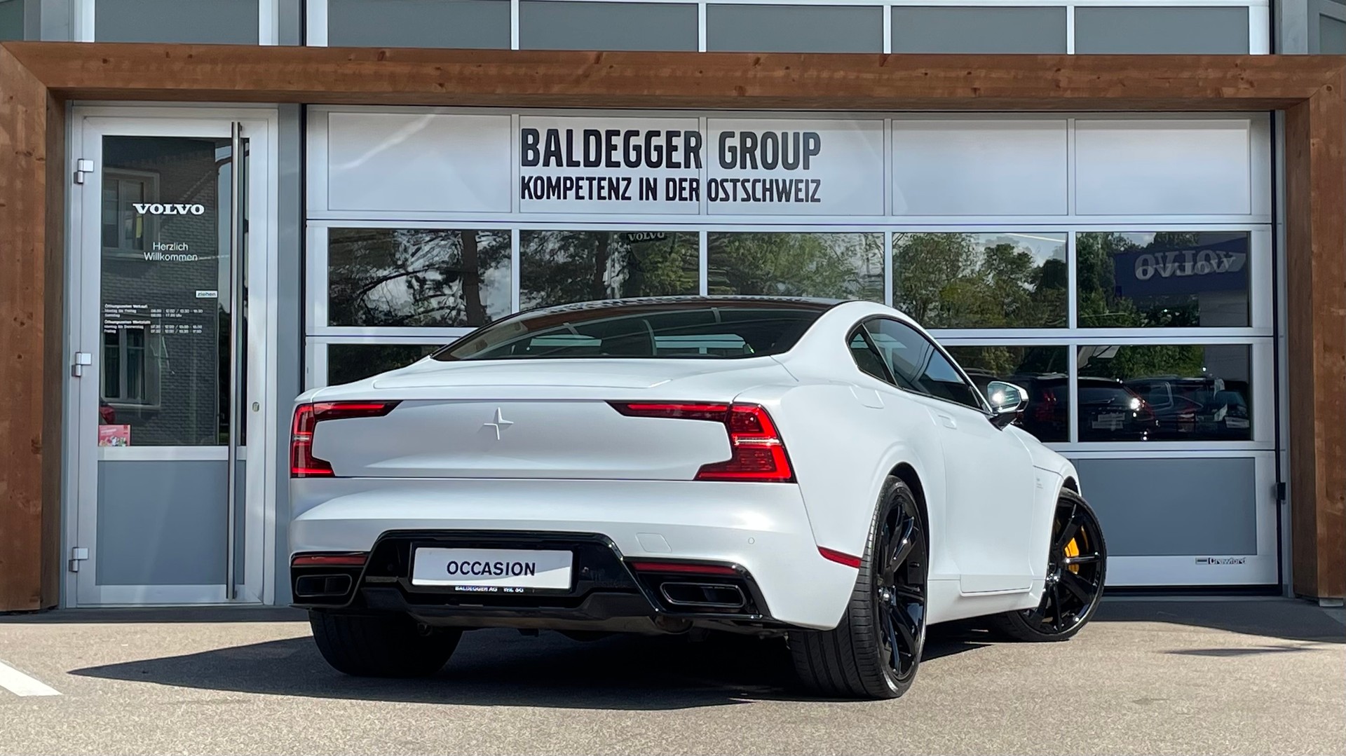 POLESTAR Polestar 1-showroom-element-2