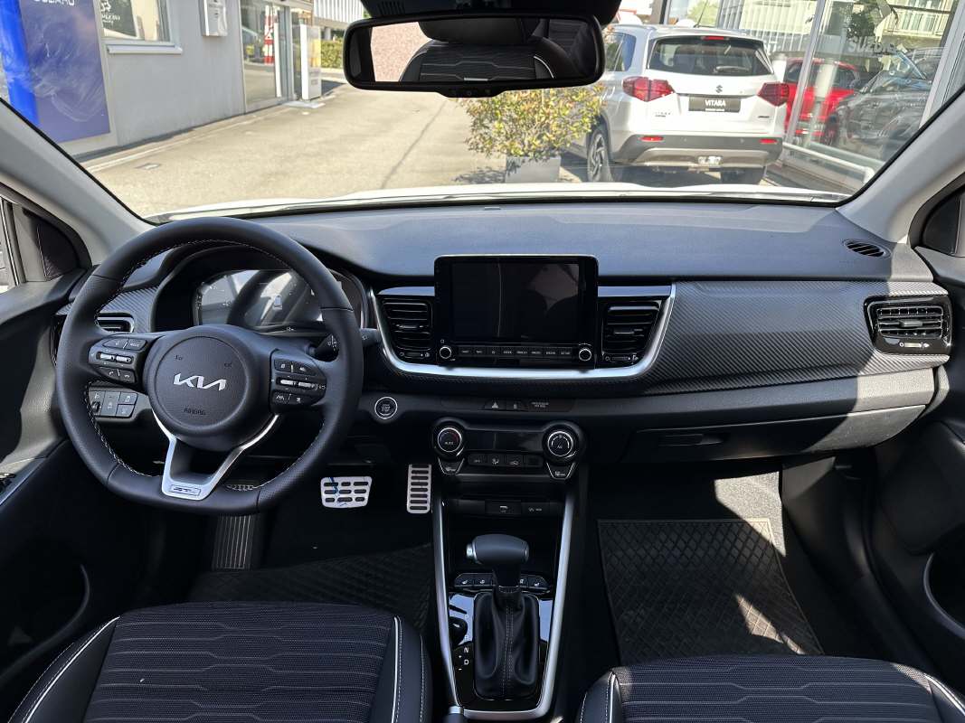 KIA Stonic 1.0 T-GDi GT-Line-image-6