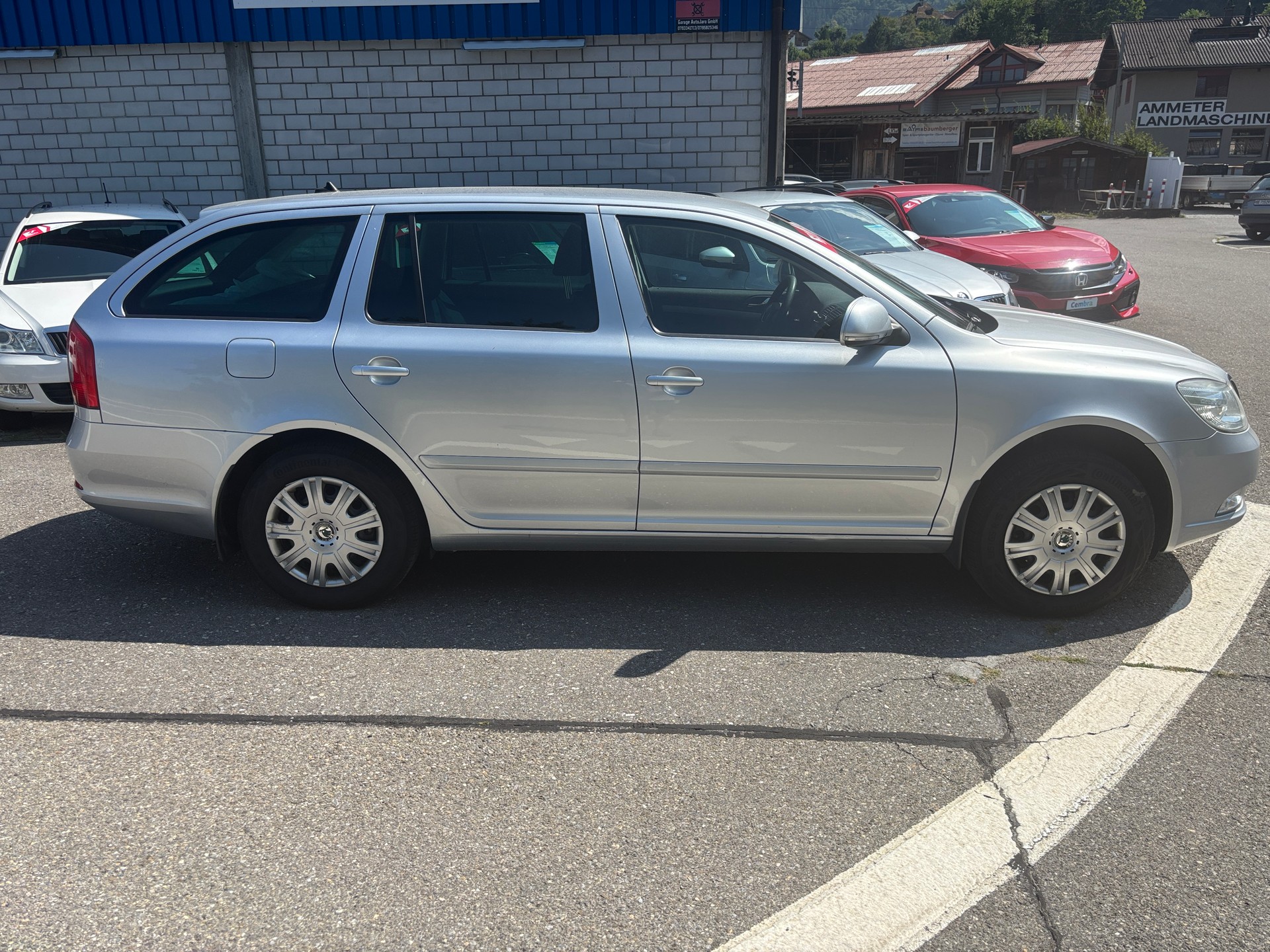 SKODA Octavia Combi 2.0 TDI Ambition 4x4 DSG-image-4