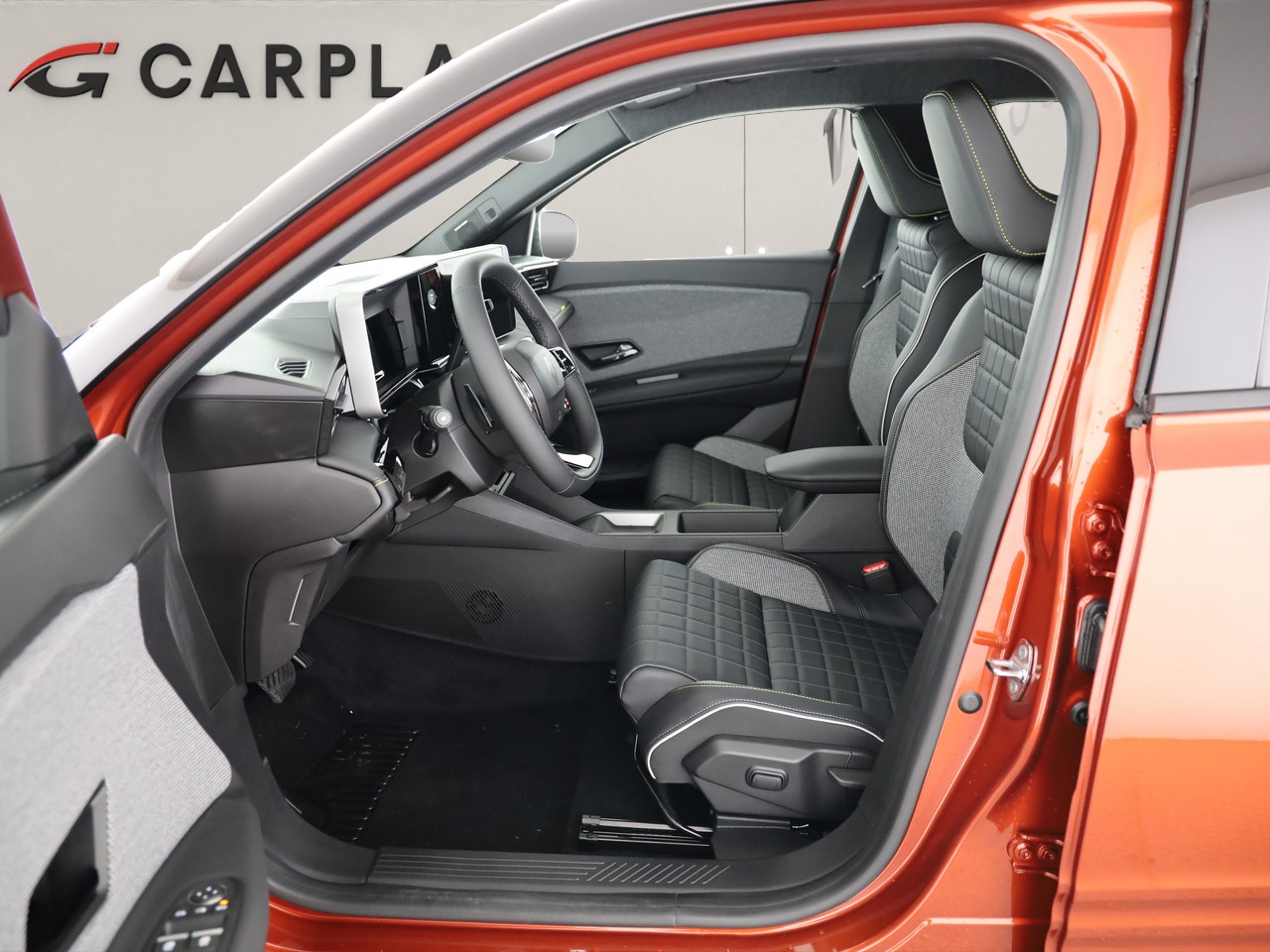 RENAULT R4 E-Tech Comfort Range iconic-image-5