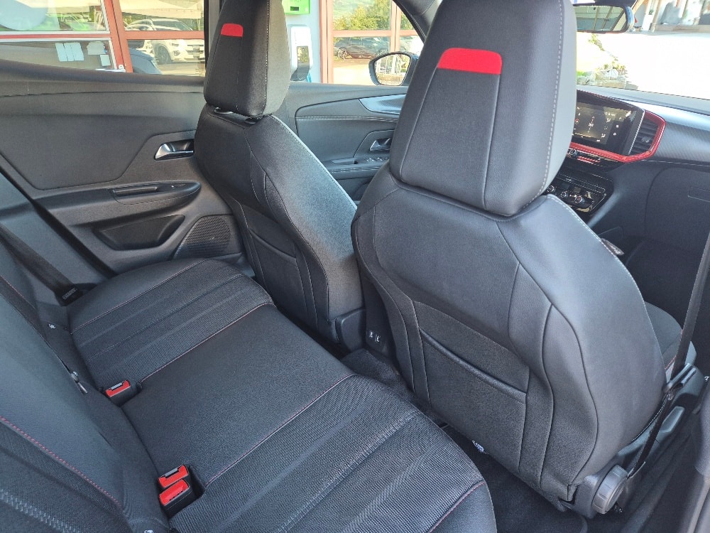 OPEL Mokka 1.2 Direct Injection Turbo GS Aut.-image-19