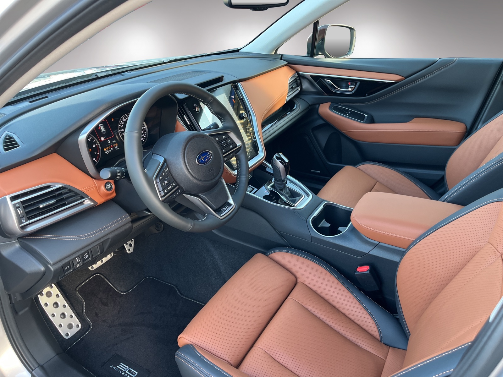 SUBARU Outback 2.5i 30th Anniversary Tan-image-8