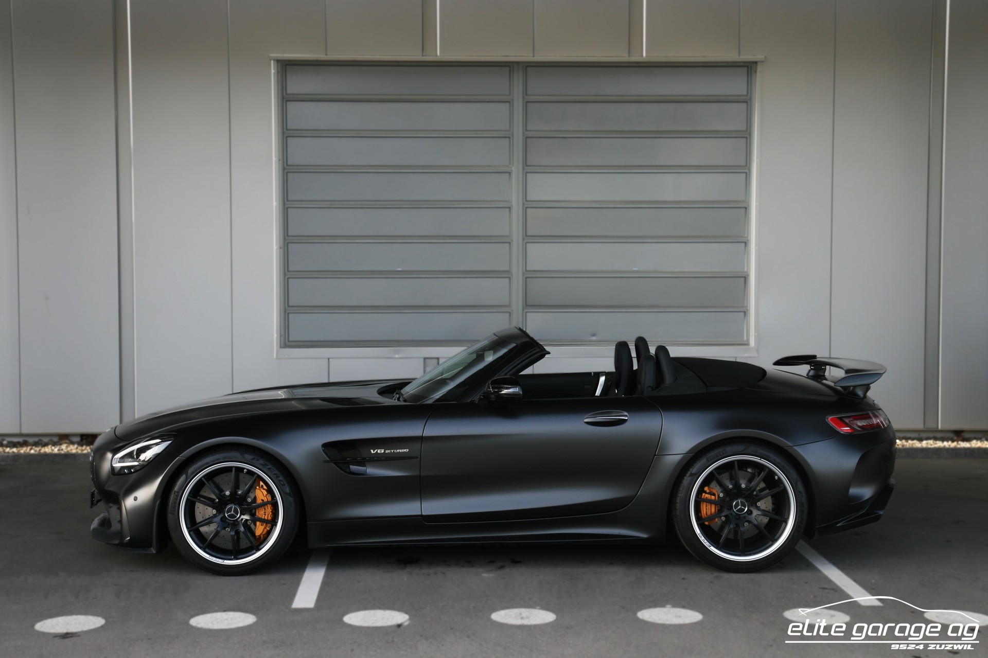 MERCEDES-BENZ AMG GT R Roadster Speedshift DCT-image-1