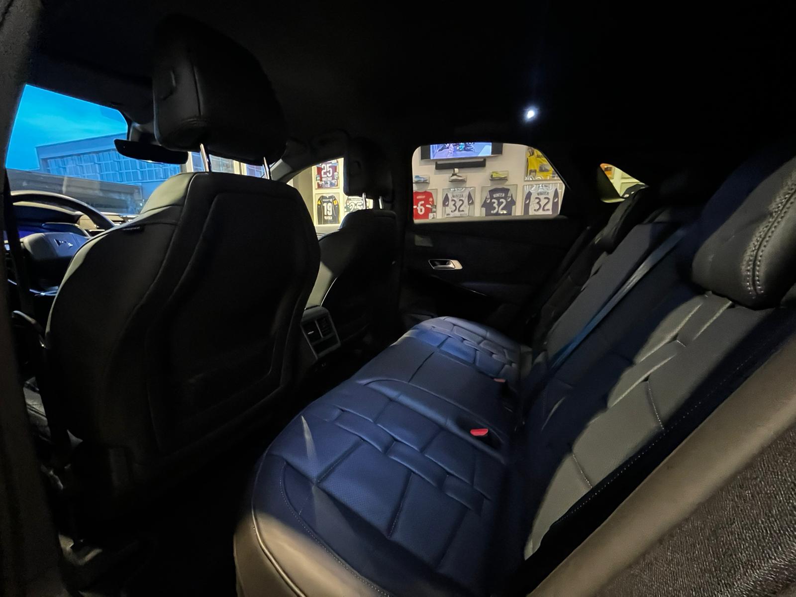 DS AUTOMOBILES DS 7 Crossback E-Tense 300 4x4 Bastille+-image-14