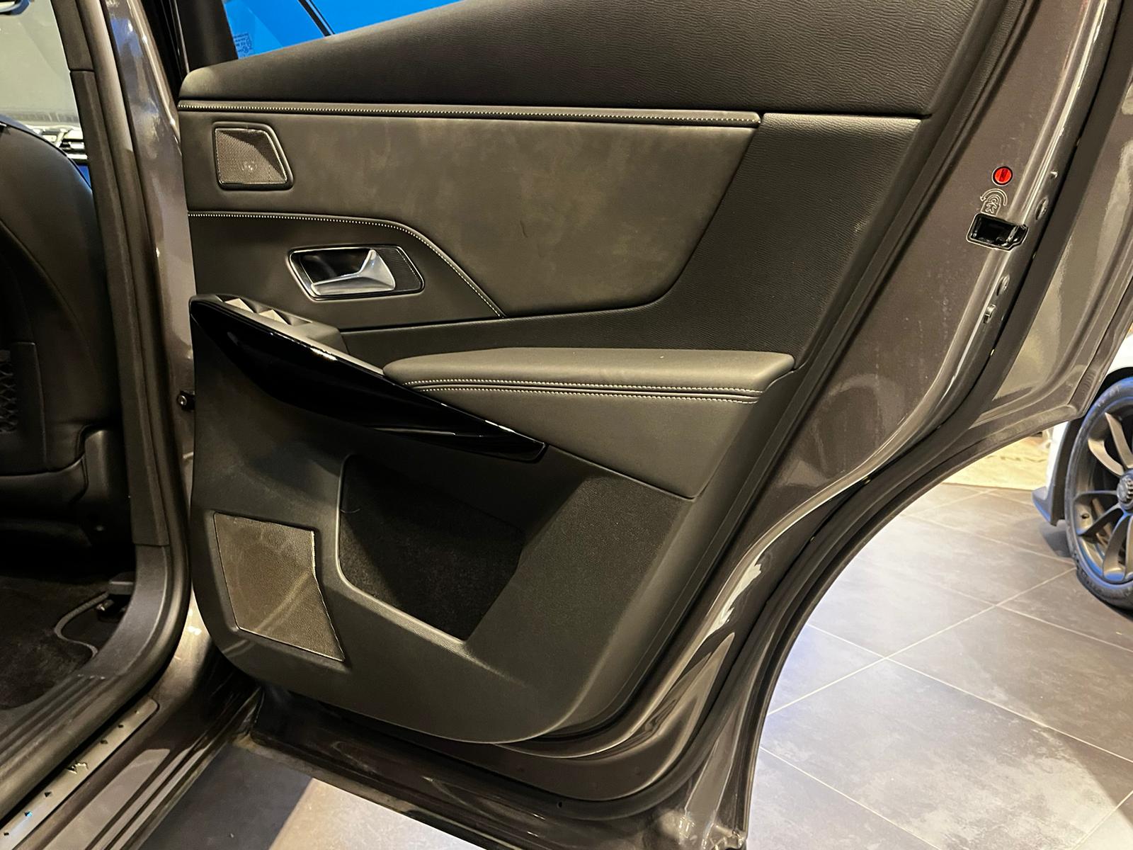 DS AUTOMOBILES DS 7 Crossback E-Tense 300 4x4 Bastille+-image-24