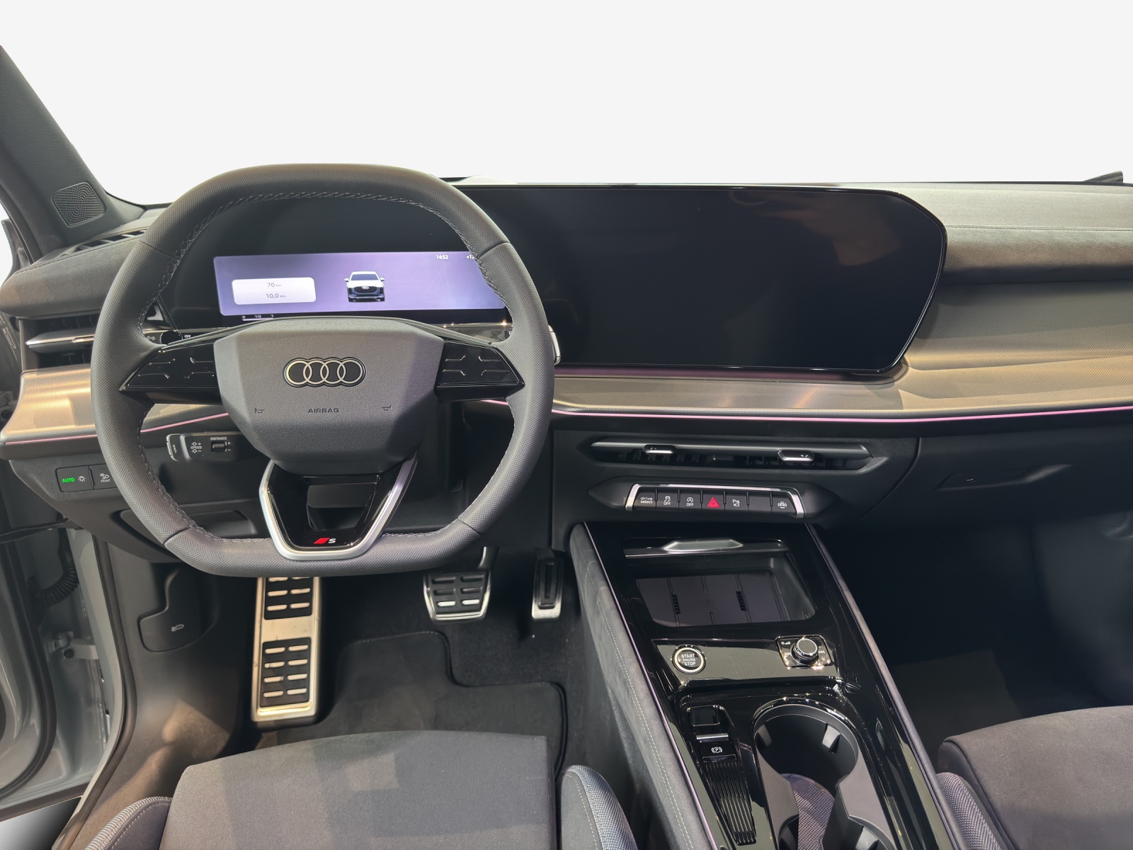 AUDI Q3 SUV TFSI quattro 195 kW S tronic-image-6