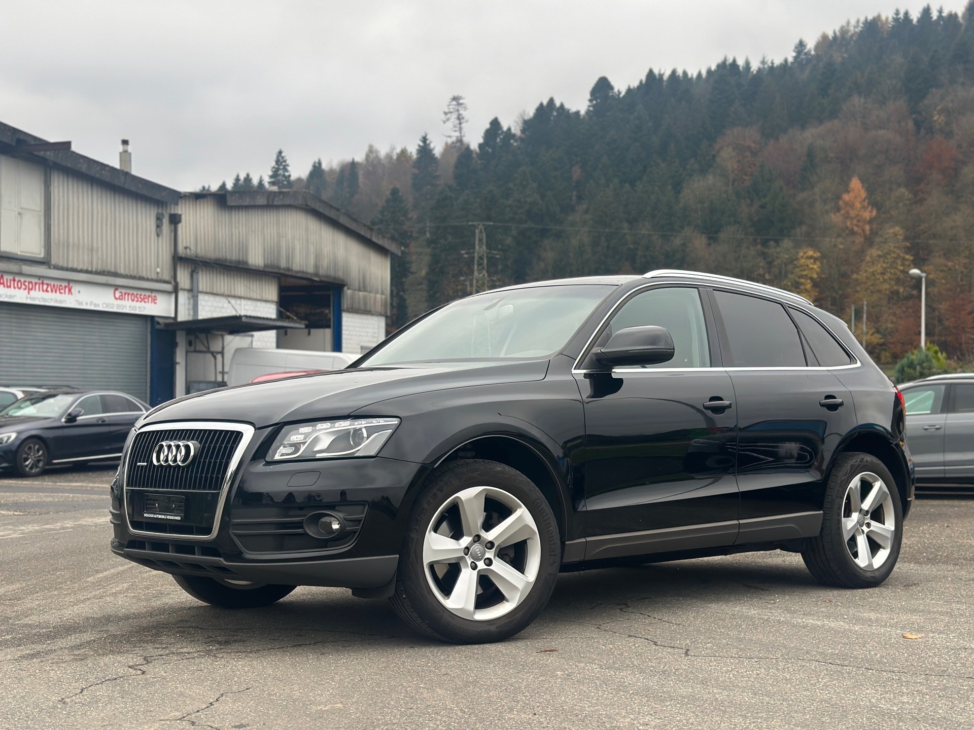 AUDI Q5 3.2 FSI quattro S-tronic-image-0