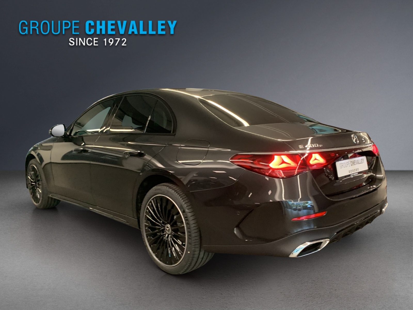 MERCEDES-BENZ E 400e 4Matic EQ Hybrid-image-2