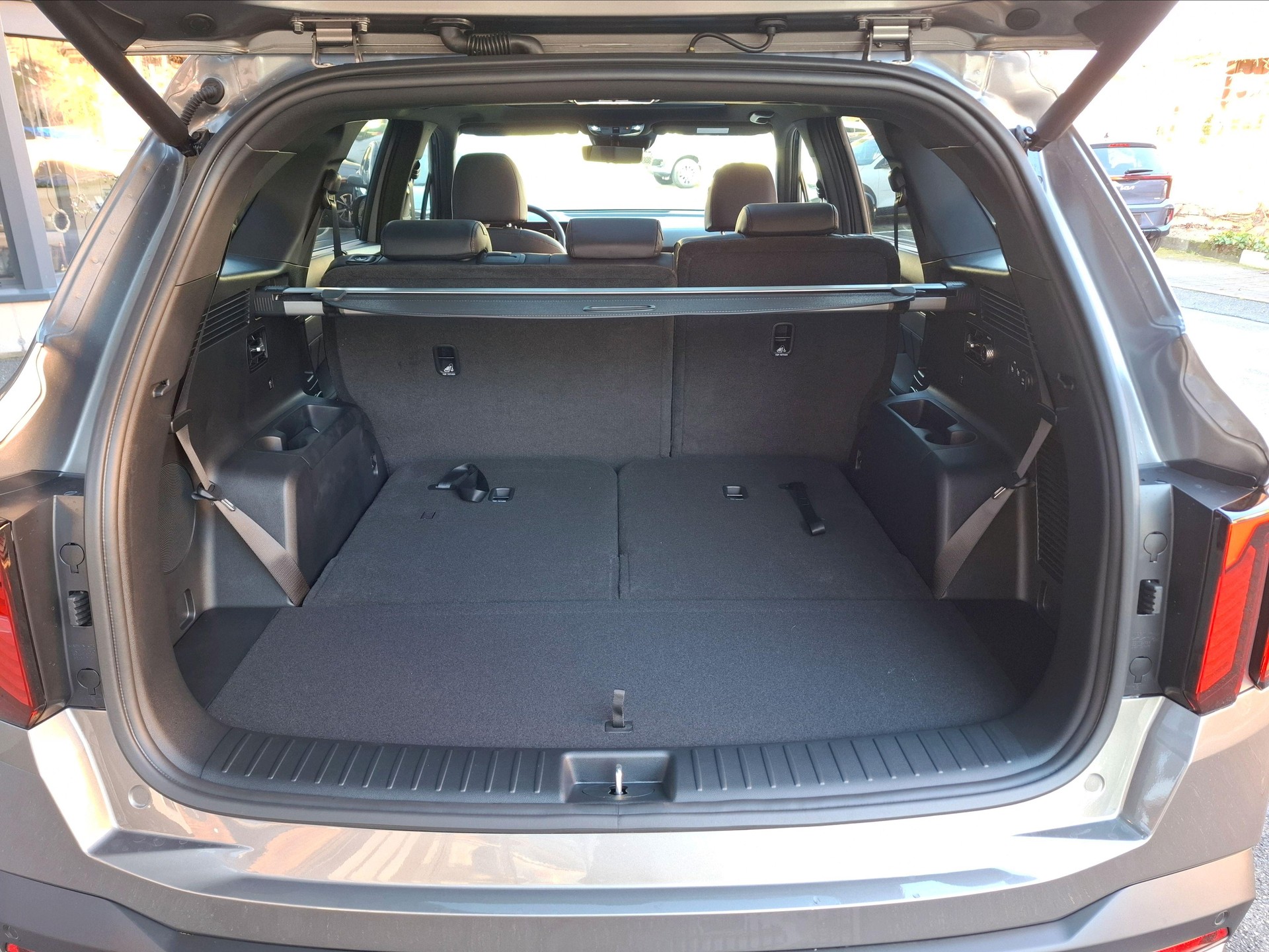 KIA Sorento 2.2 SmartD Style 7P-image-6