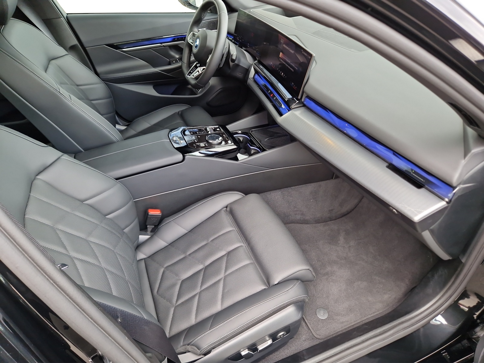 BMW 550e xDrive Limousine M Sport-image-7