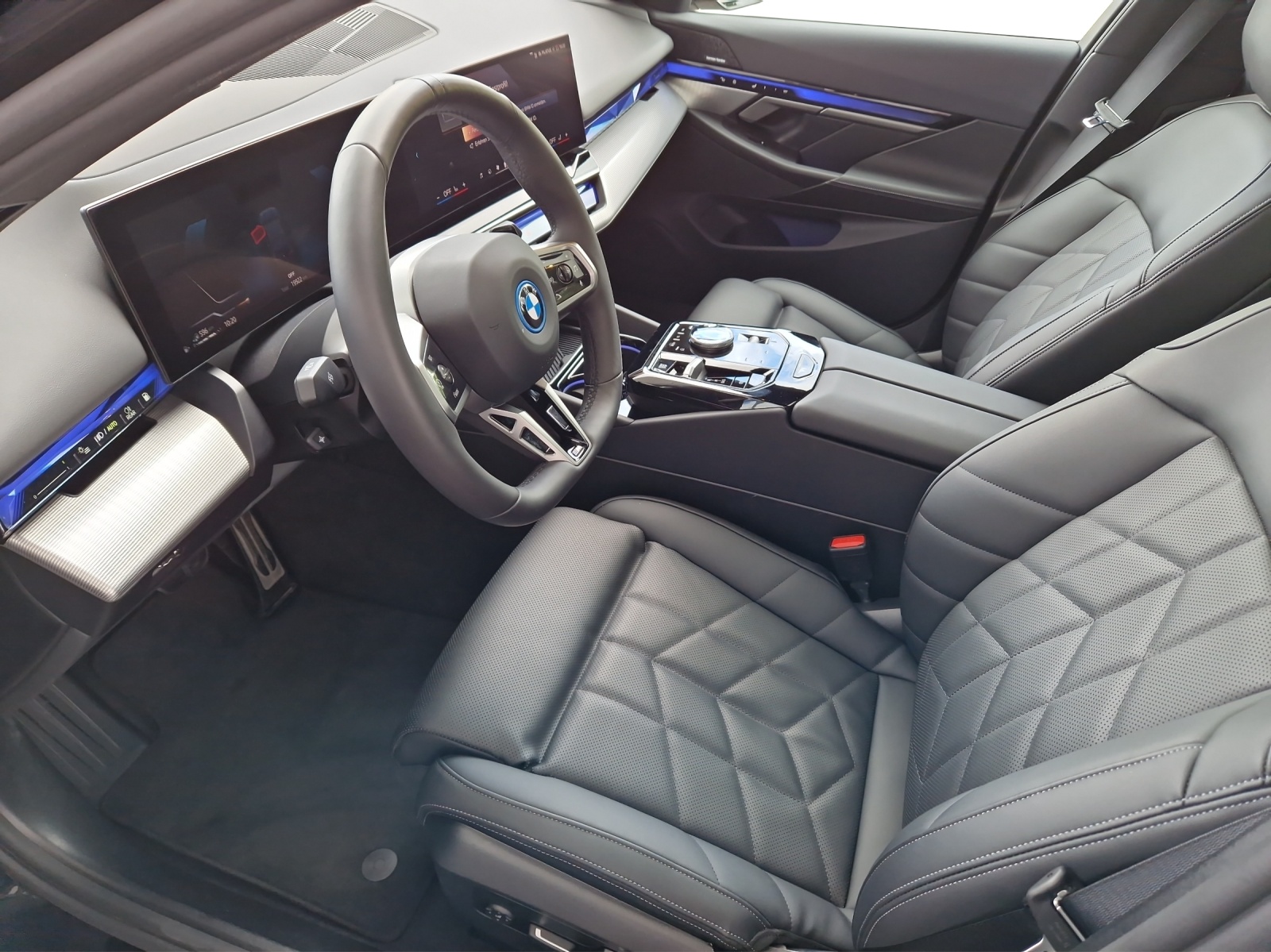 BMW 550e xDrive Limousine M Sport-image-10