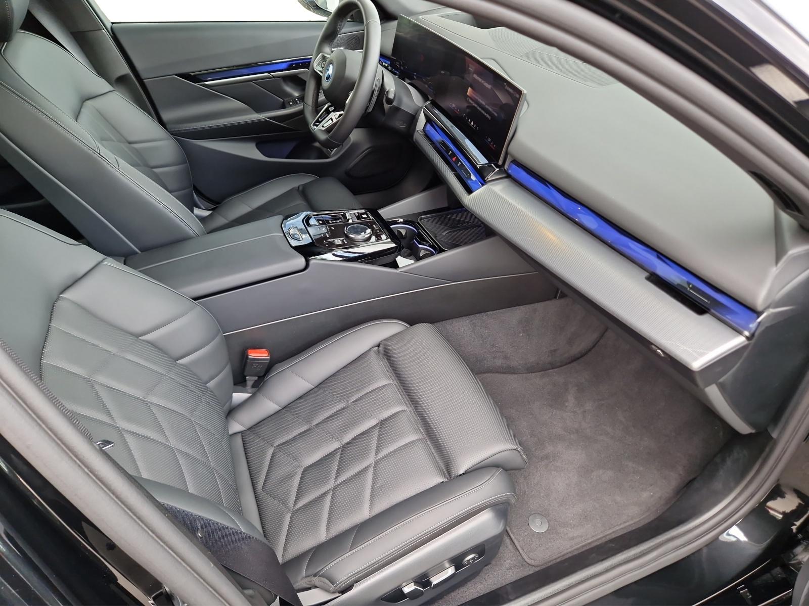 BMW 550e xDrive Limousine M Sport-image-14