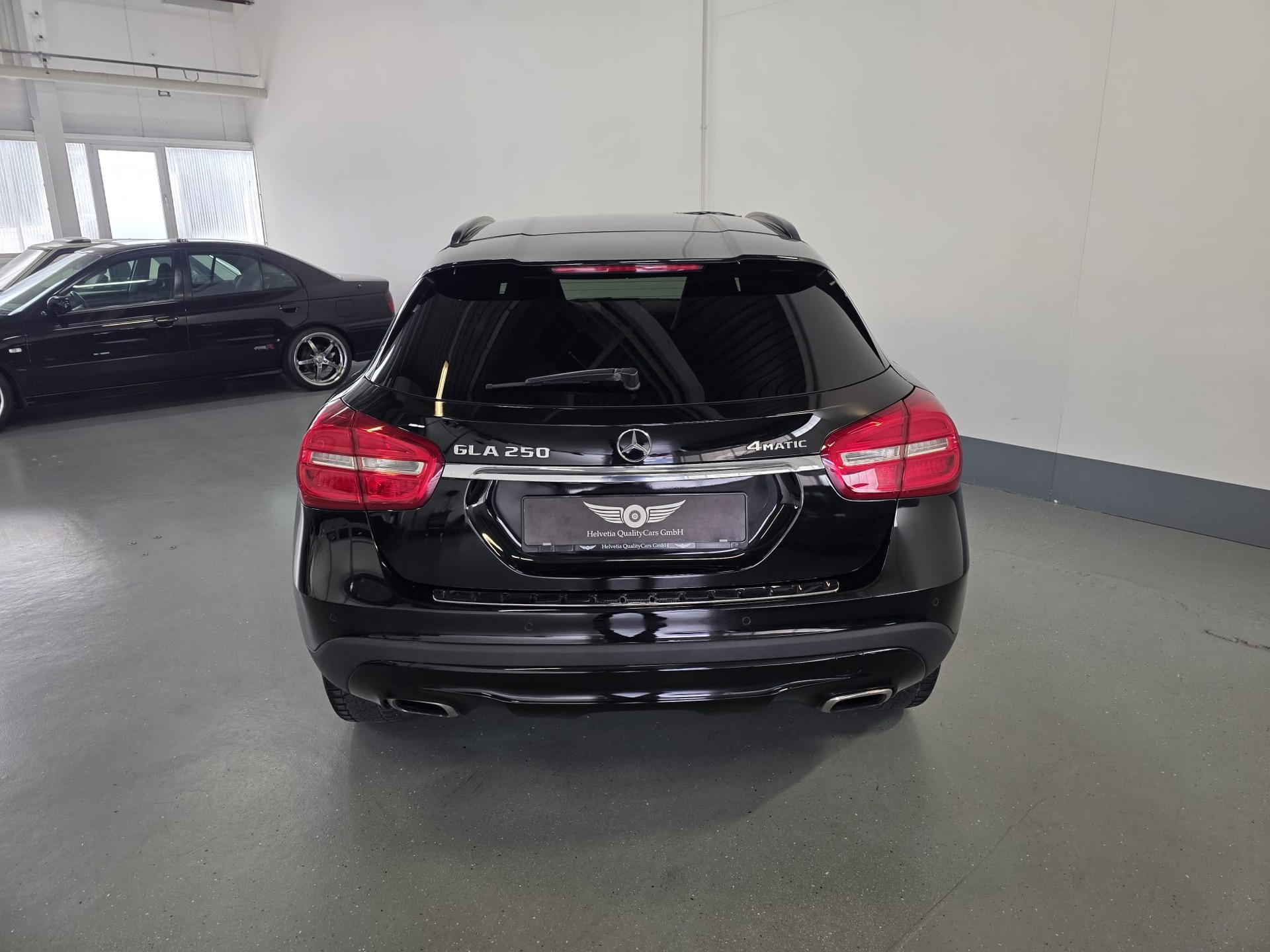MERCEDES-BENZ GLA 250 Urban 4Matic 7G-DCT-image-15