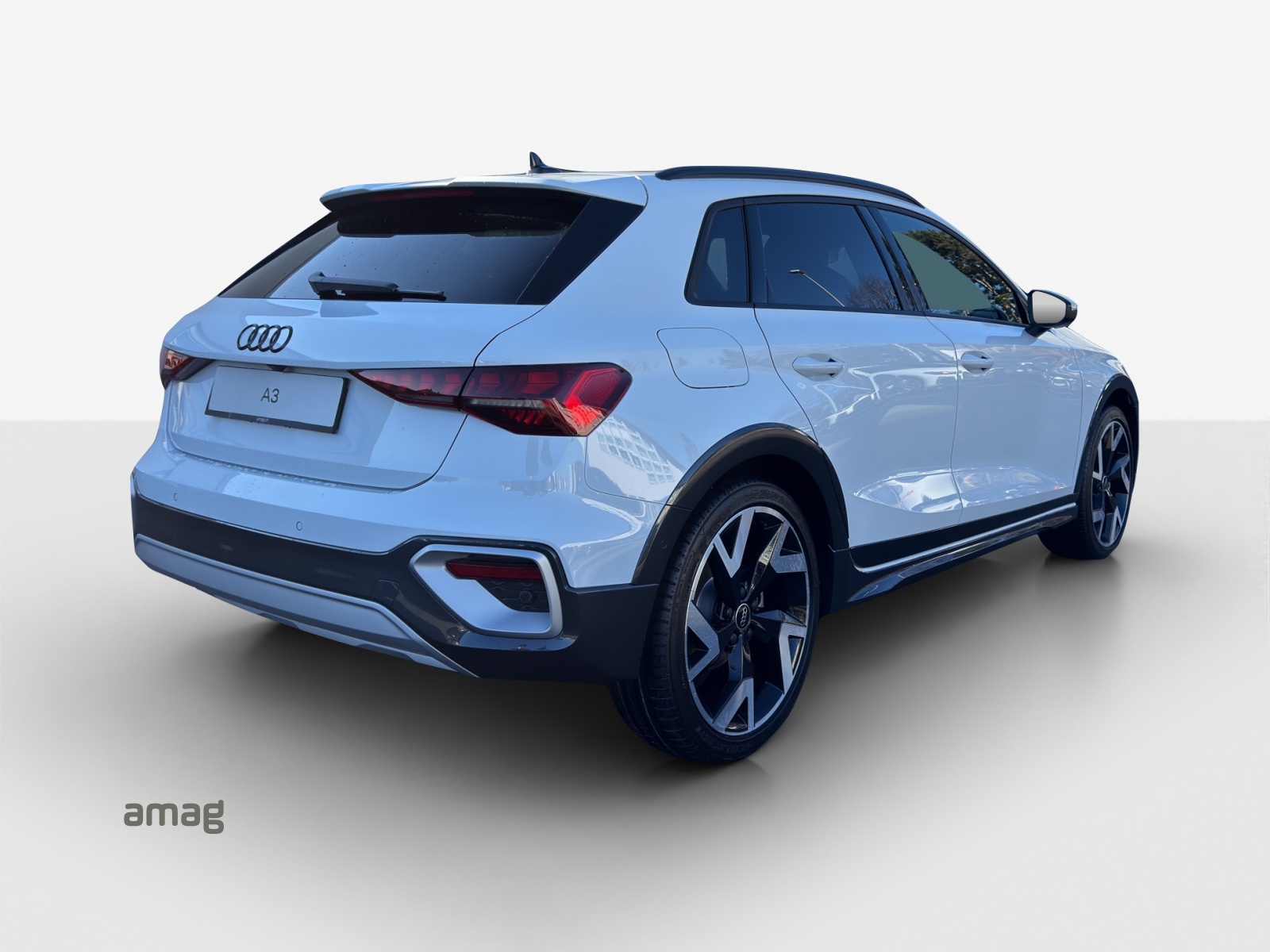 AUDI A3 allstreet TFSI 110 kW Attraction S tronic-image-4