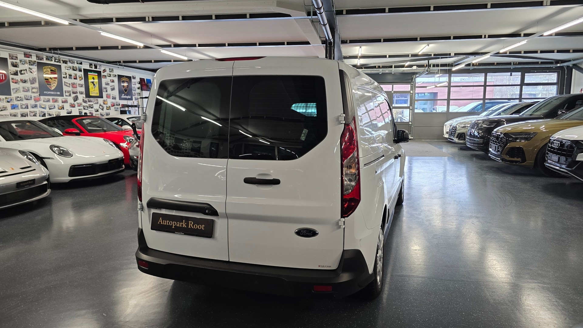 FORD Transit Connect Van T210 1.0 EcoBoost Ambiente-image-5