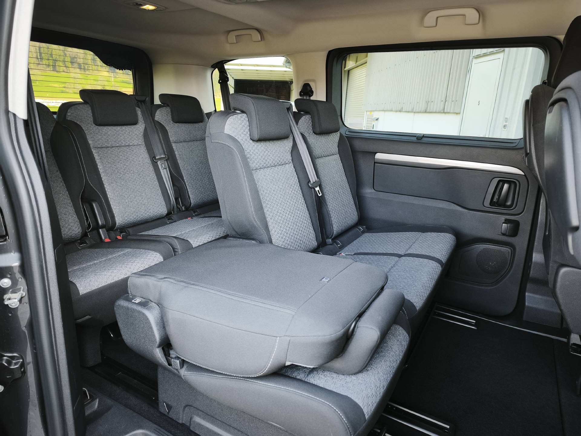 TOYOTA PROACE Verso L1 2.0 D Family-image-8