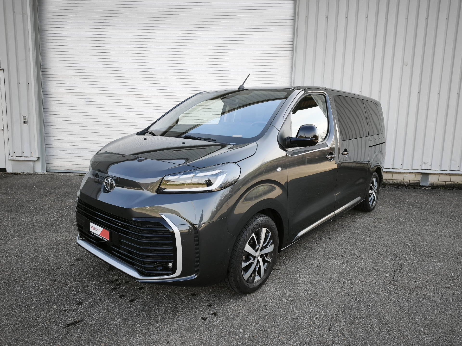 TOYOTA PROACE Verso L1 2.0 D Family-image-1
