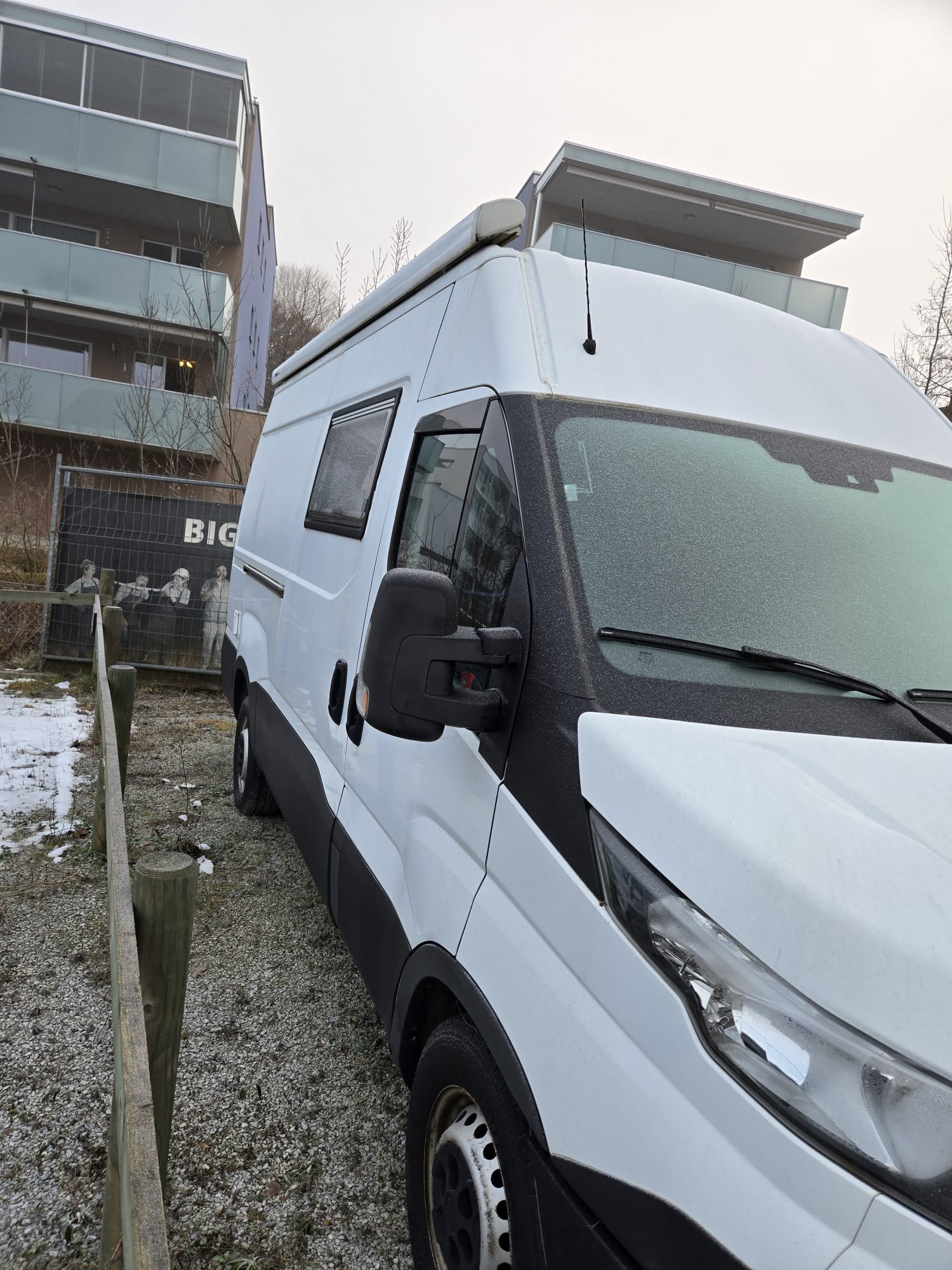IVECO 35S15-image-15