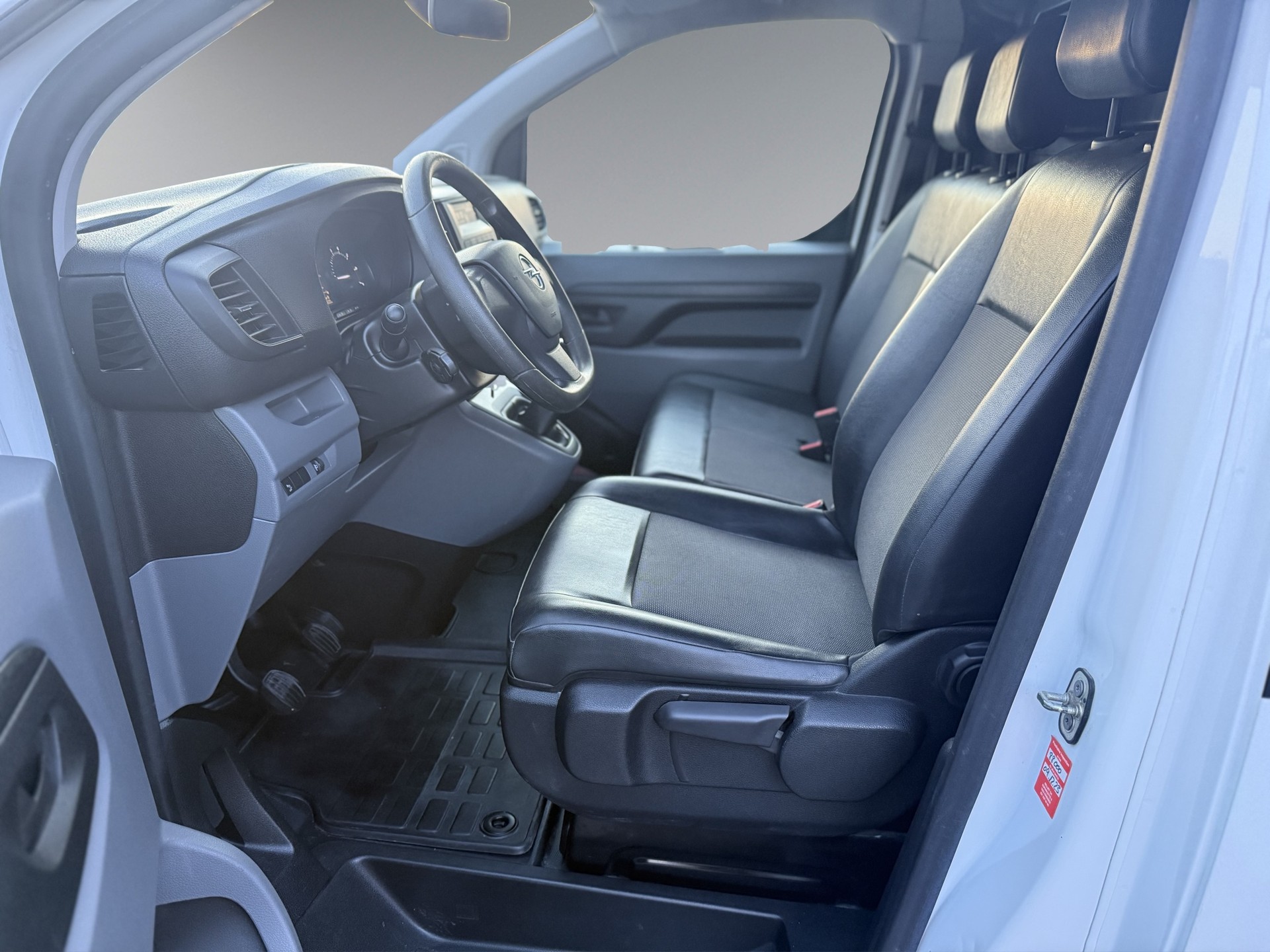 OPEL Vivaro Cargo 1.5 CDTI Enjoy s/s M-image-6