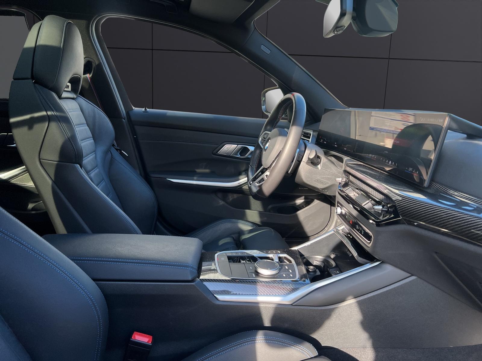 BMW M340i xDrive Touring-image-15