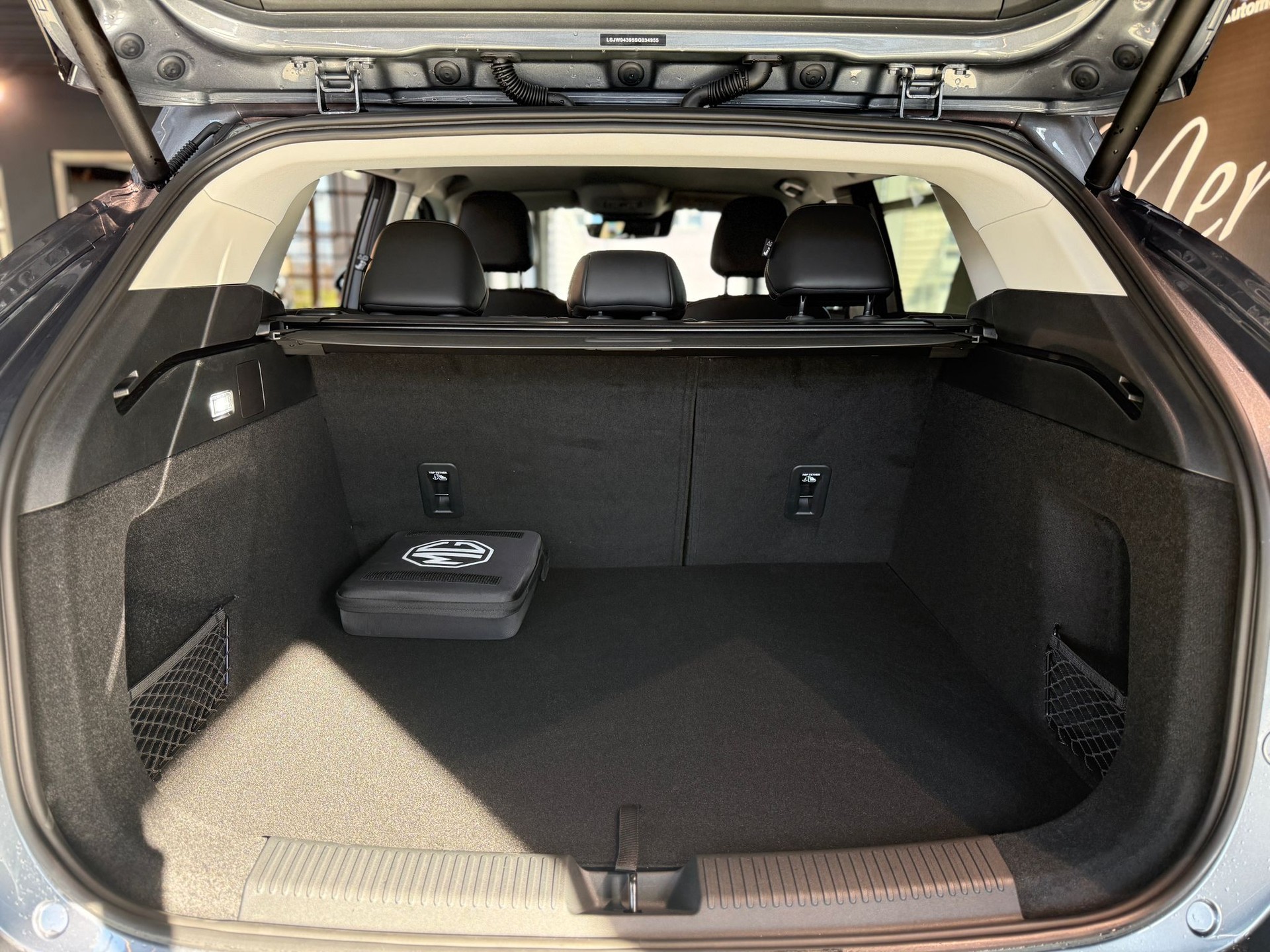 MG HS 1.5 T PHEV Luxury-image-21