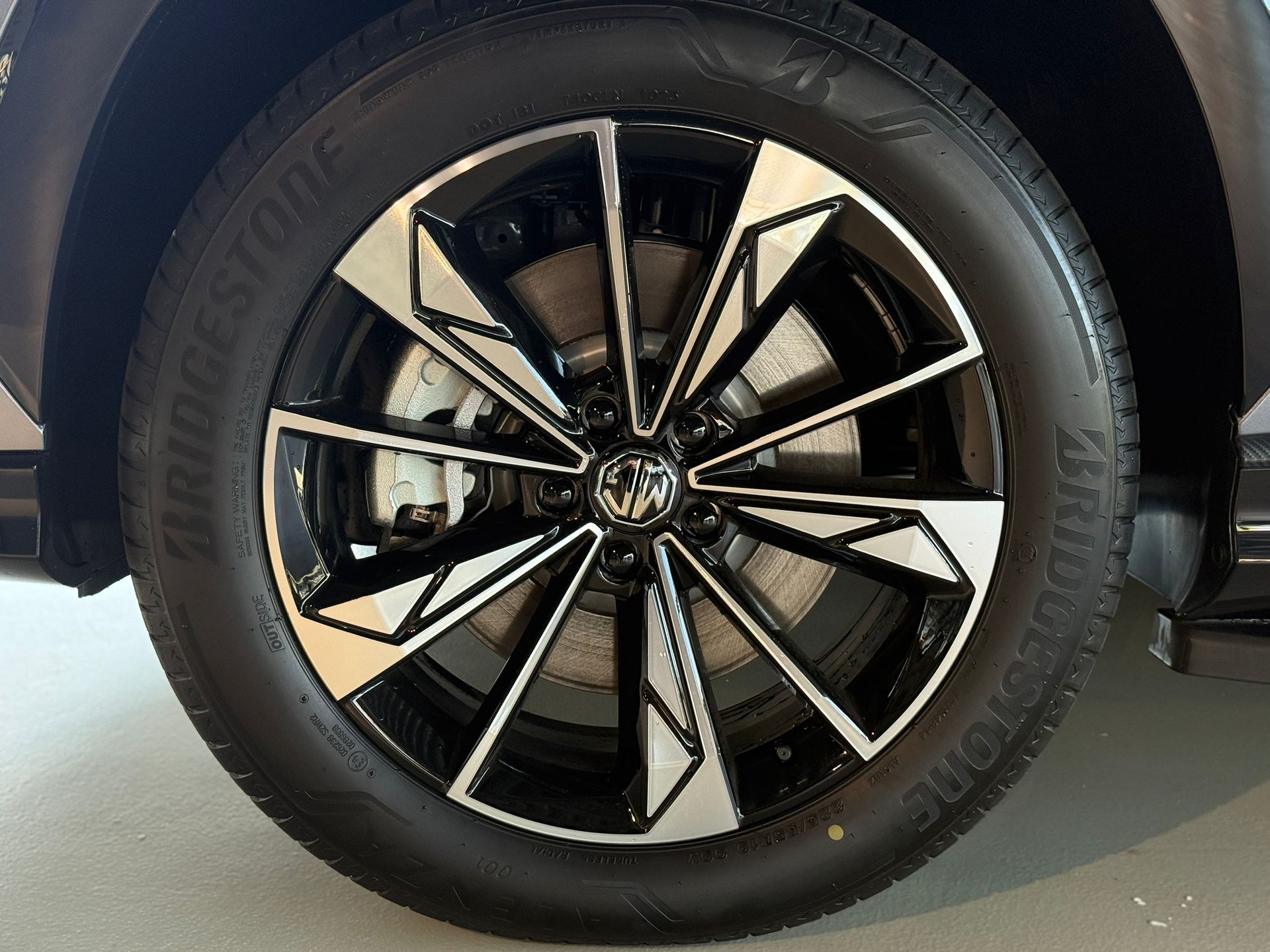 MG HS 1.5 T PHEV Luxury-image-19