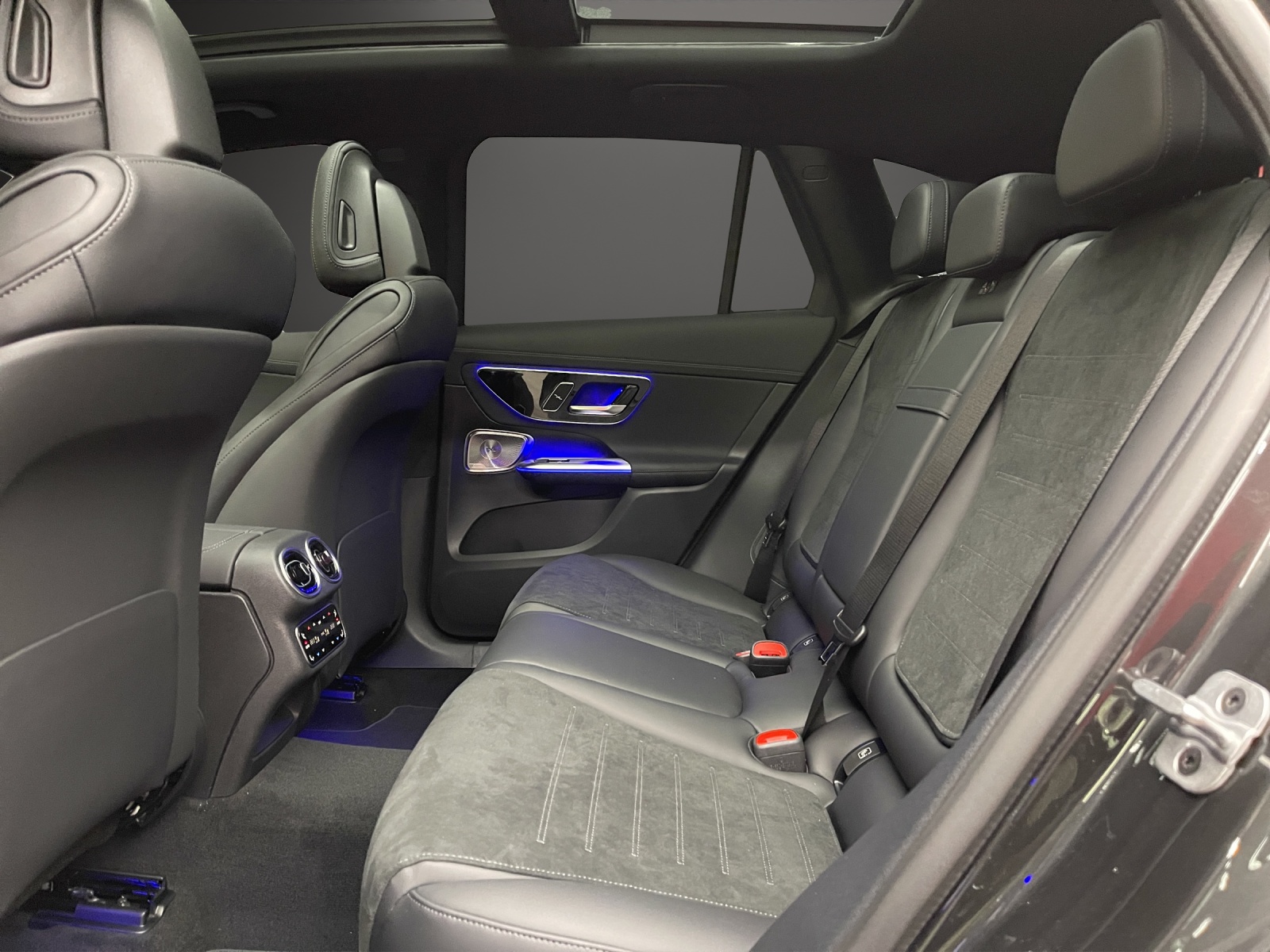 MERCEDES-BENZ GLC 300 de 4M EQ Star 9G-Tronic-image-10