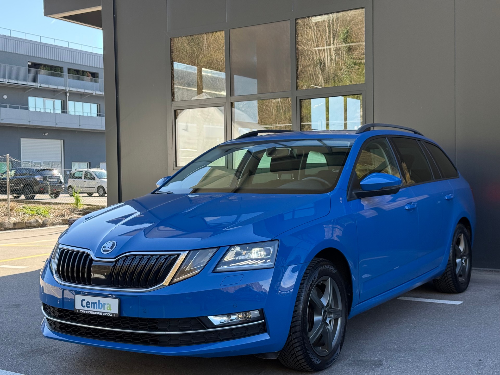 SKODA Octavia Combi 2.0 TDI Swiss Line 25 4x4-showroom-element-1