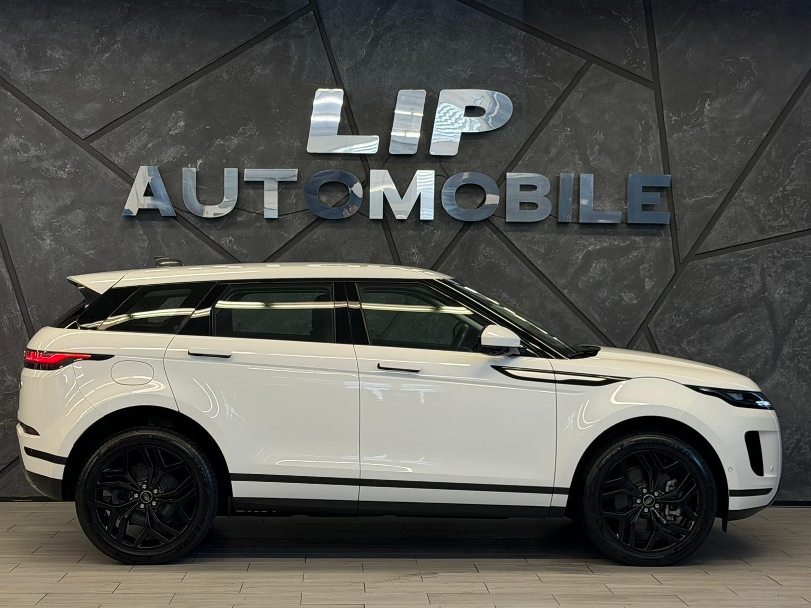 LAND ROVER Range Rover Evoque P 300e AT8-image-3