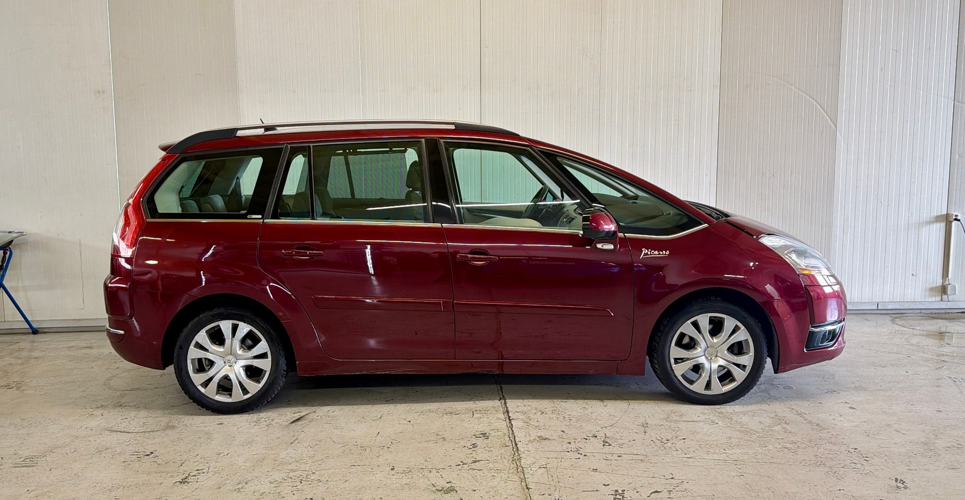 CITROEN Grand C4 Picasso 2.0 HDI Exclusive Automatic(Frisch MFK& Service)-image-4