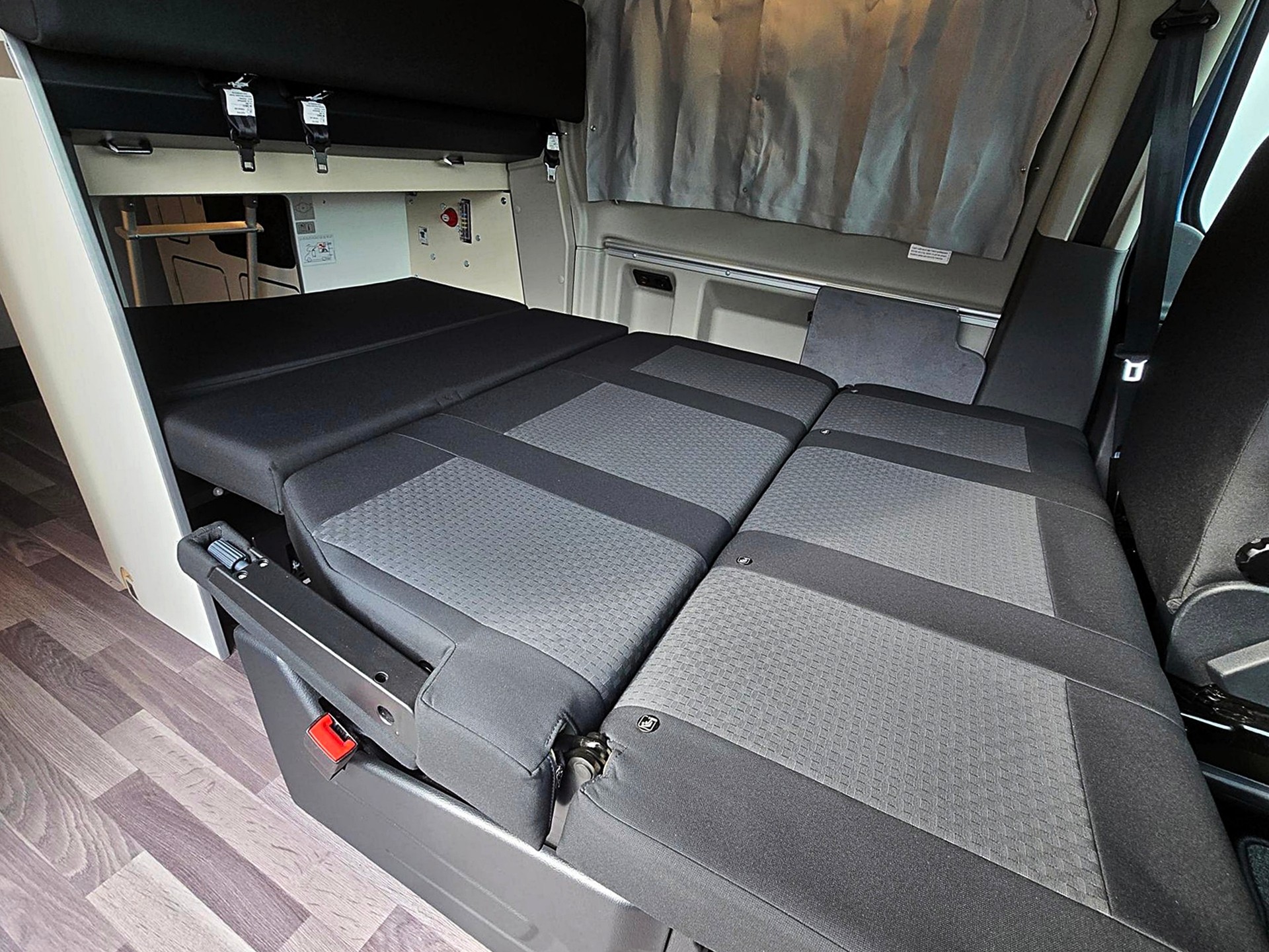 FORD TRANSIT CUSTOM NUGGET PLUS WESTFALIA AUFSTELLDACH 2,0 TDCI DIESEL AUTOMAT-image-4
