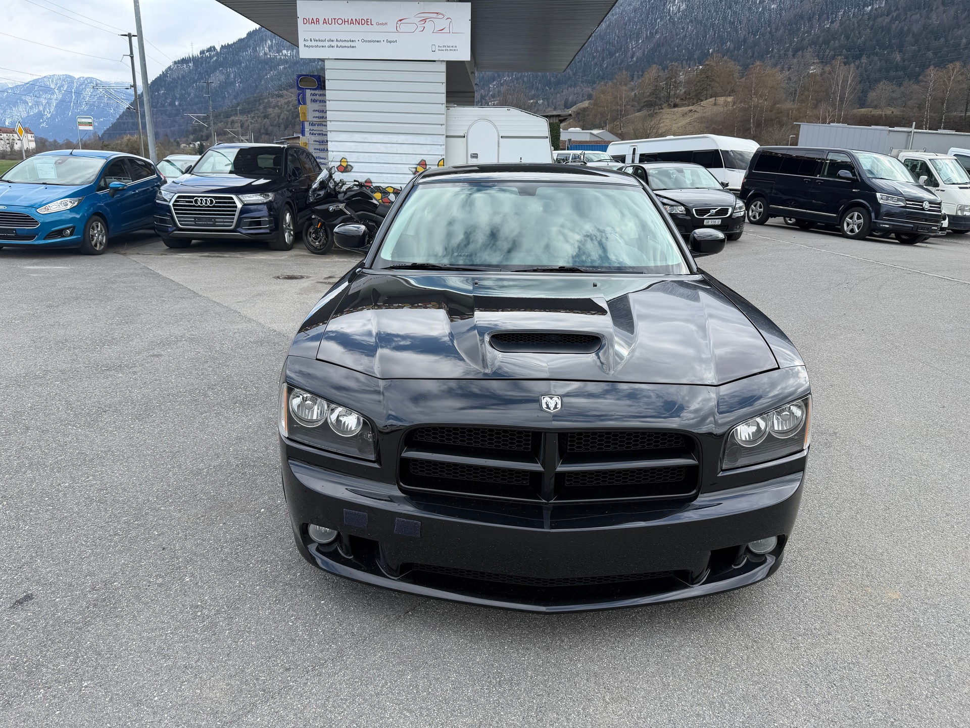 DODGE SRT-8