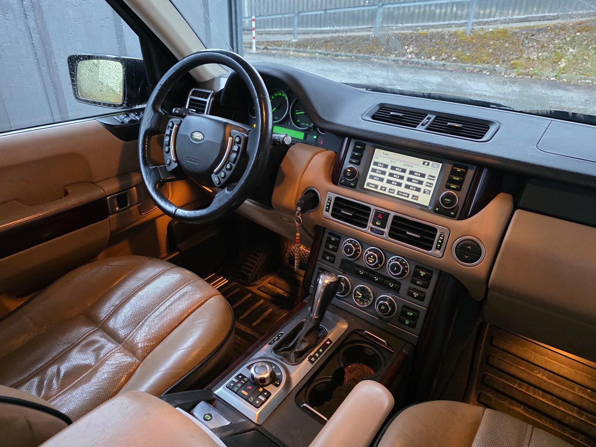 LAND ROVER Range Rover 3.6 d Vogue Automatic-image-7