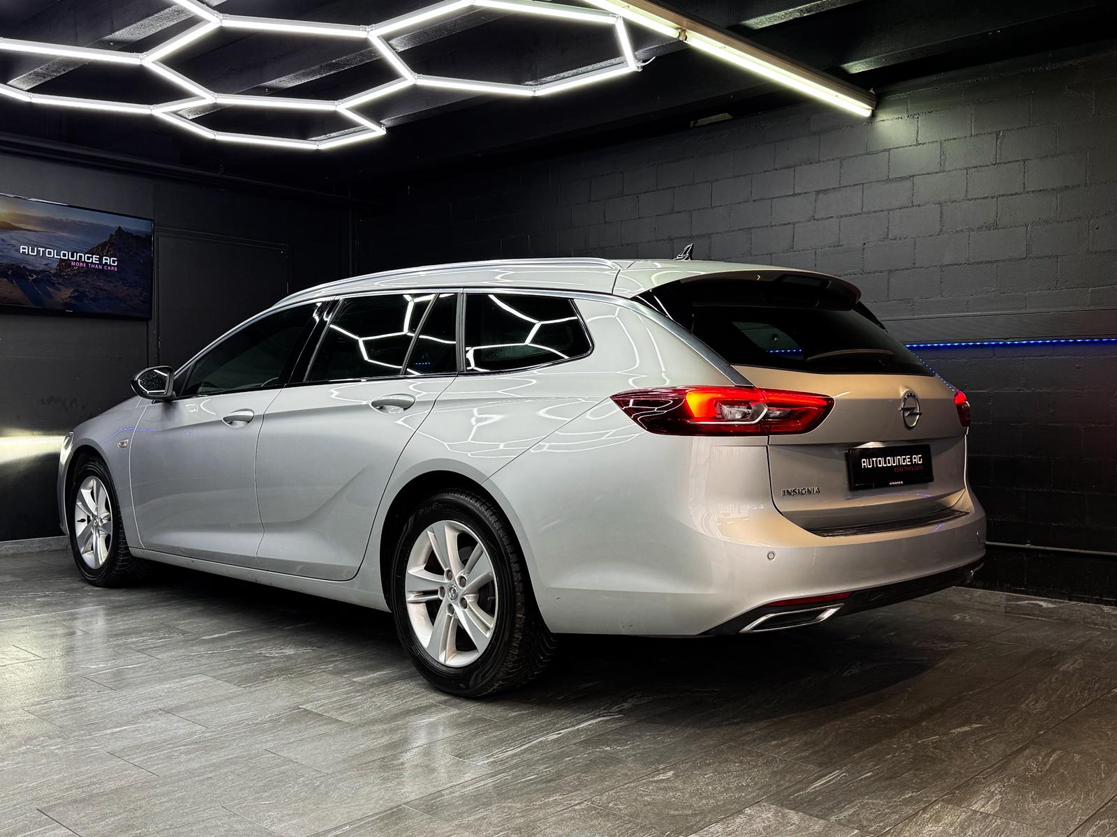 OPEL Insignia 2.0 T Sports Tourer Edition Automatic-image-3
