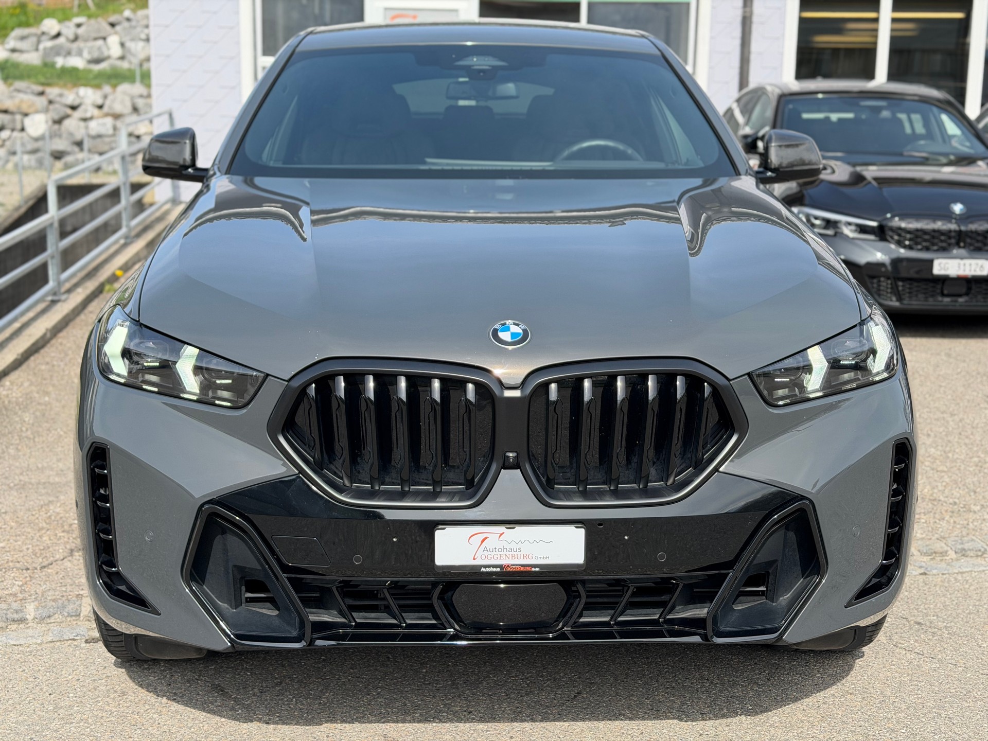 BMW X6 xDrive 48V 30d M Sport Pro Steptronic LCI *Individual-Lackierung Dravitgrau*BMW Garantie bis 10.2029*M Sportsitze*-image-3
