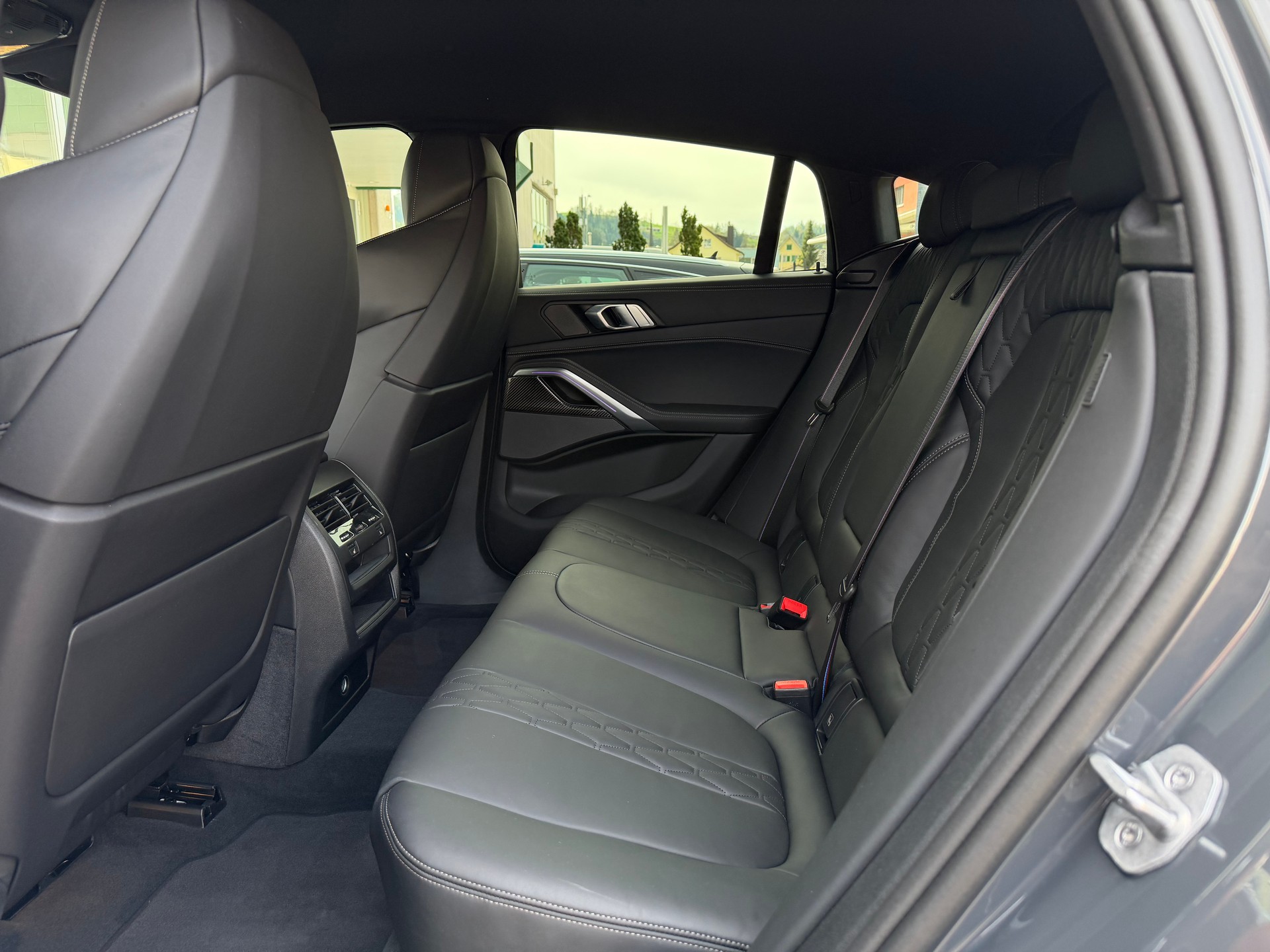 BMW X6 xDrive 48V 30d M Sport Pro Steptronic LCI *Individual-Lackierung Dravitgrau*BMW Garantie bis 10.2029*M Sportsitze*-image-15