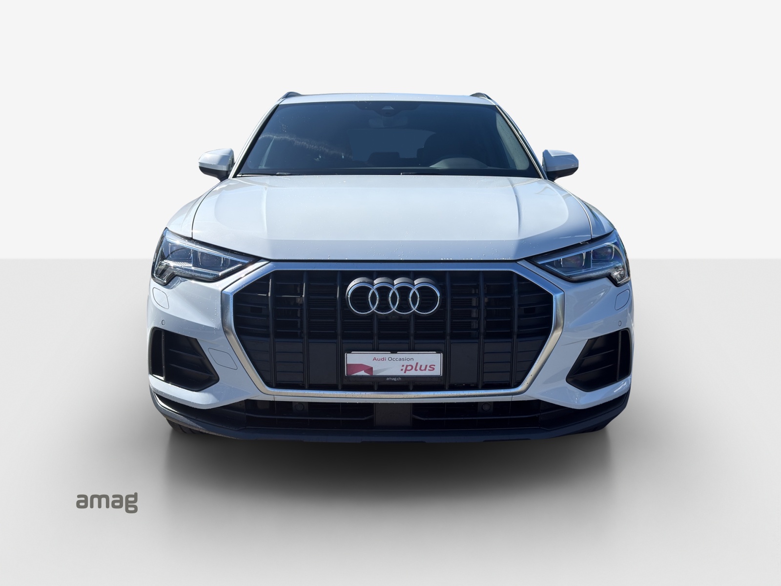 AUDI Q3 45 TFSI e Attraction S-tronic-image-6
