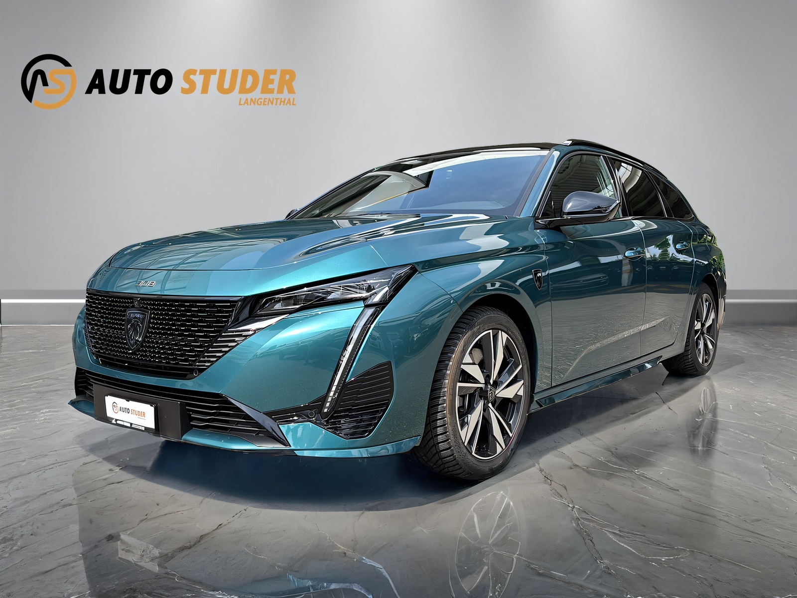 PEUGEOT 308 SW 1.6 PHEV 180 GT-image-1