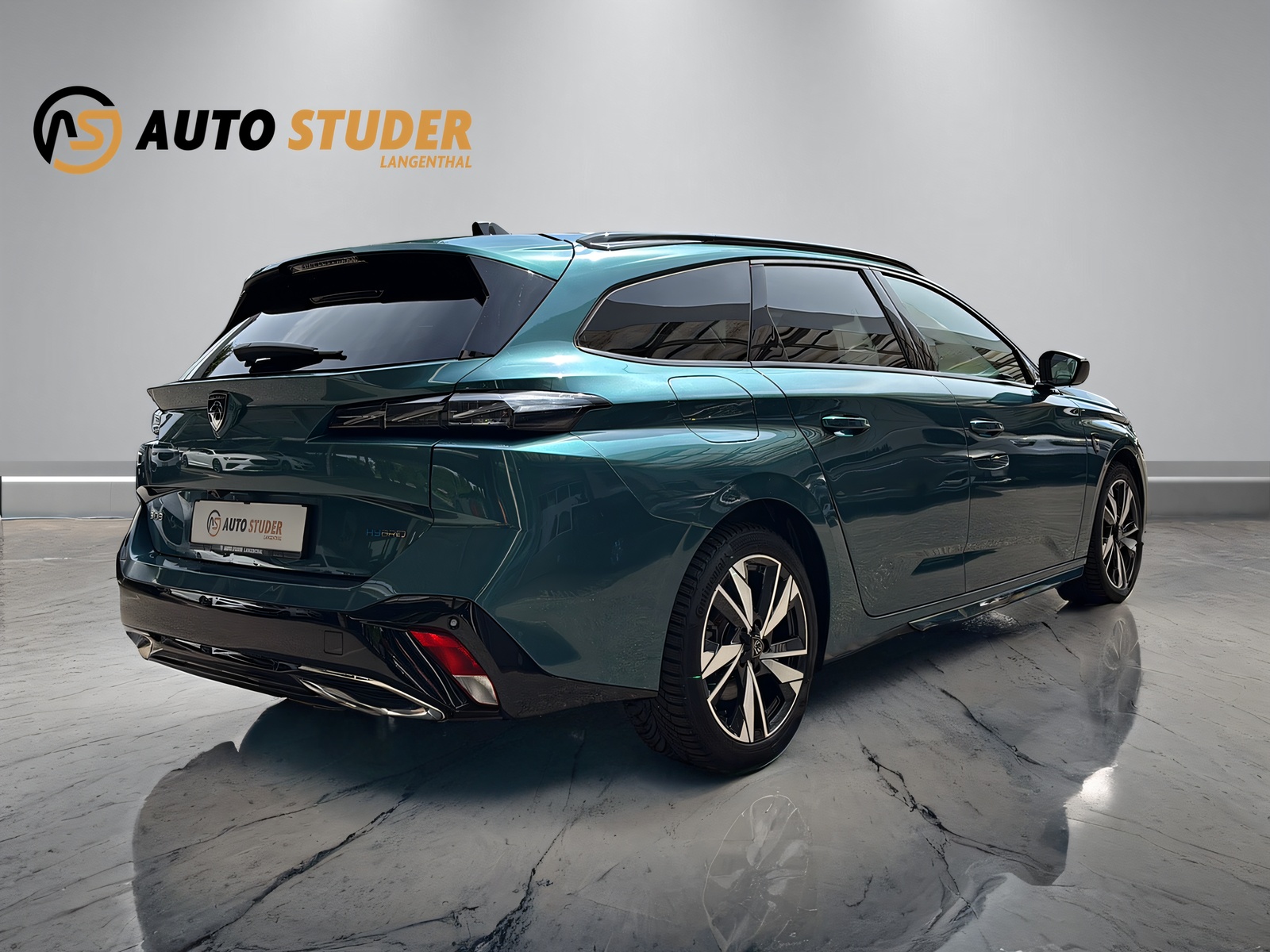 PEUGEOT 308 SW 1.6 PHEV 180 GT-image-11