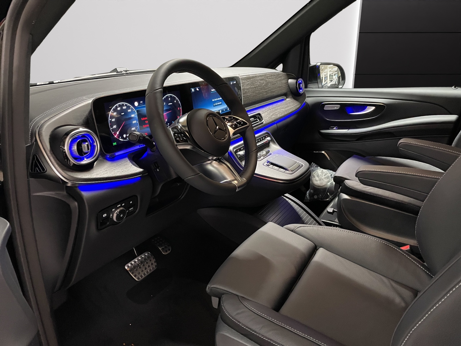MERCEDES-BENZ V 250 d extralang 4Matic Style 9G-Tronic-image-4